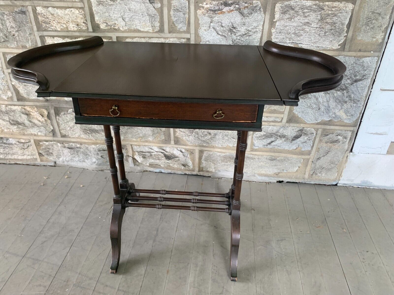 Antique Mahogany Drop Leaf Parlor Side Table Accent 36.5X29\