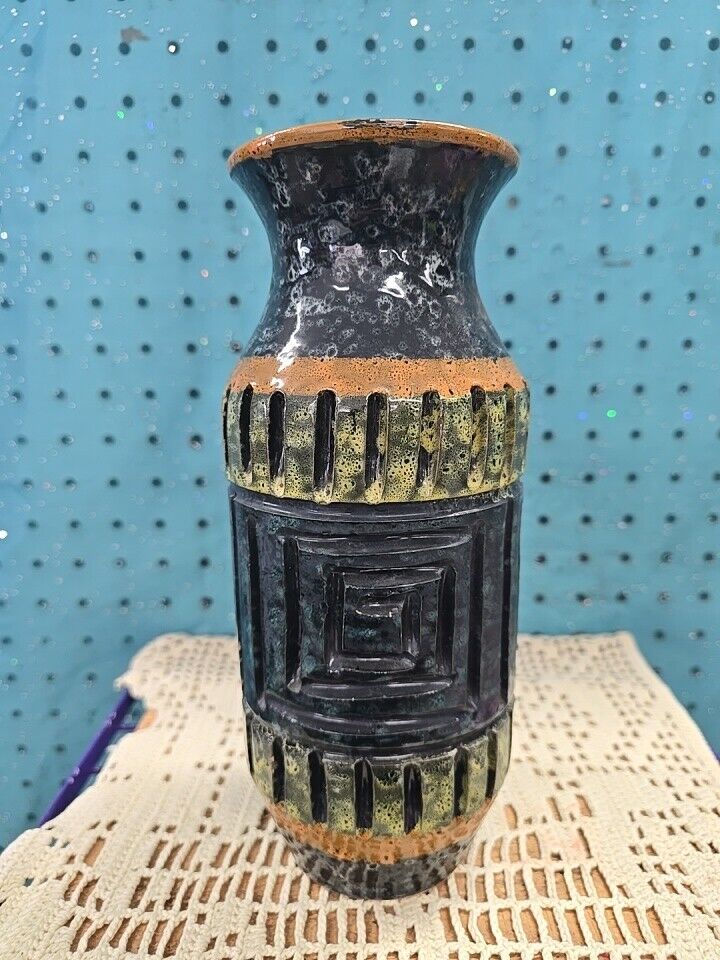 Vintage Mid Century Modern  Bitossi Raymor Italian Sgraffito Lava Glaze Vase