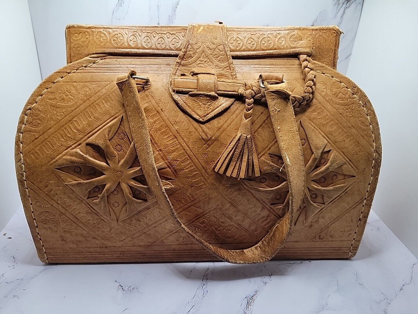 thick leather vintage hand tooled purse 1960s