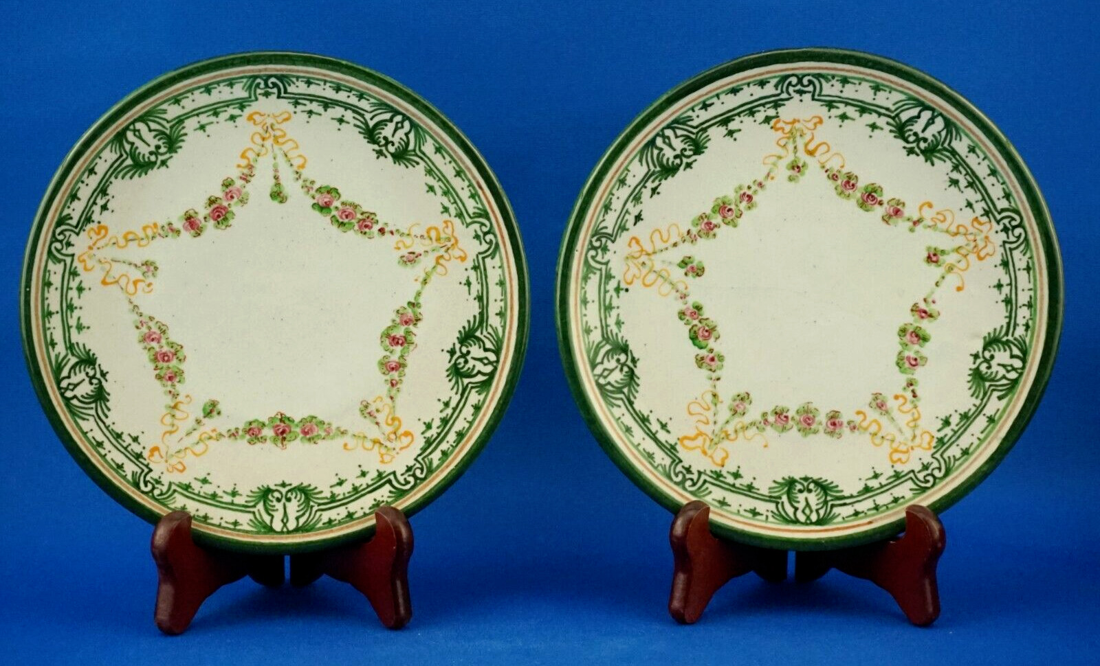 Pair liberty ceramic plates MINARDI BROS-MELANDRI FOCACCIA Faenza ITALY 1900