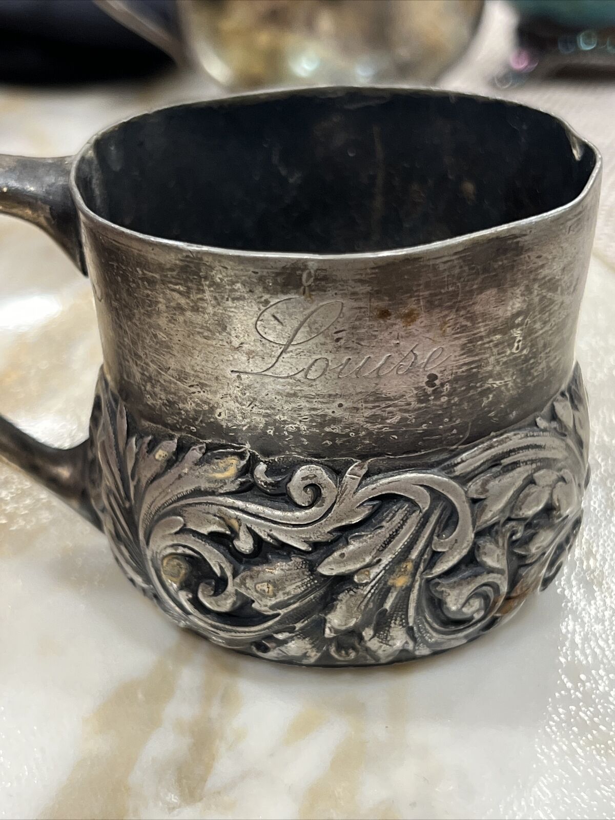 BEAUTIFUL Meriden B Company Silverplated Childs Cup Engraved Louise
