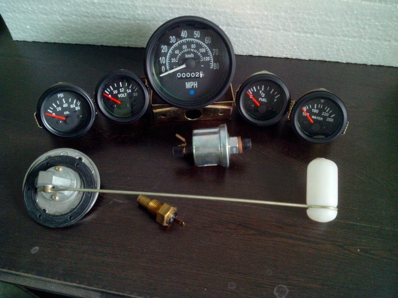 Gauges Kit- 85 mm Speedometer+ 52 mm (Elec Temp +Oil +Fuel+ Volt )+ Senders Blk
