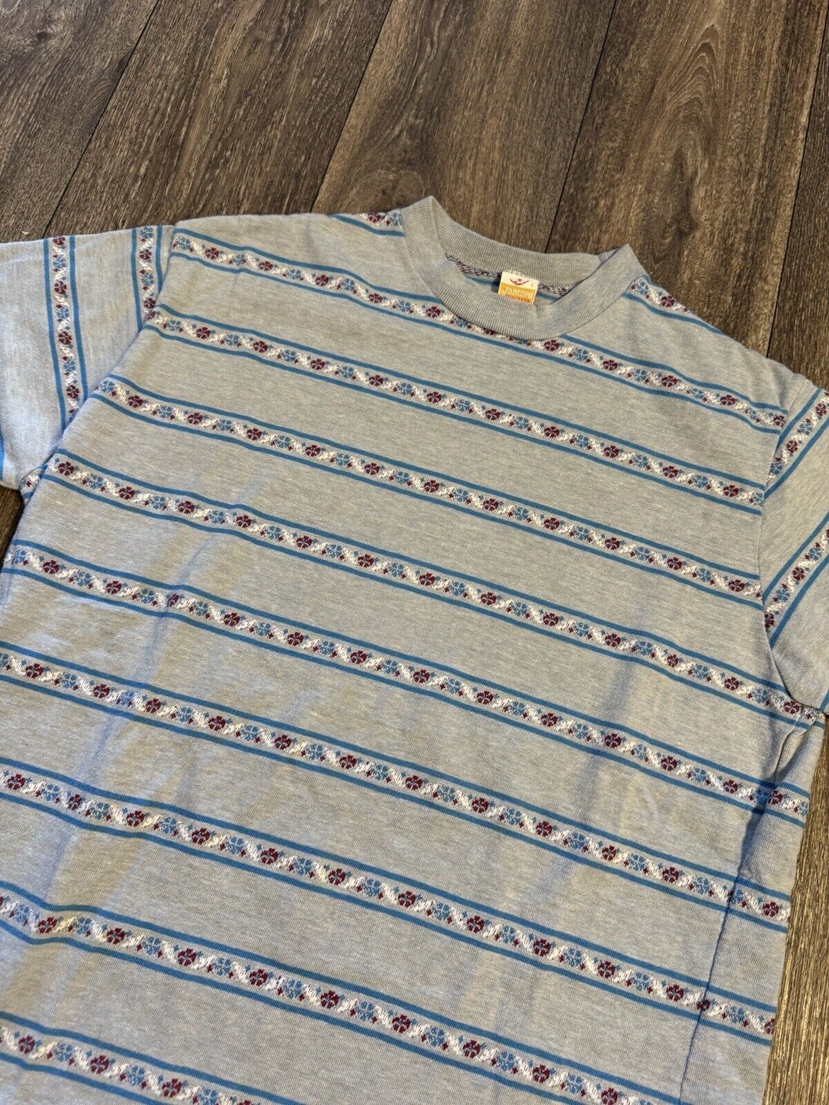 Vintage 1970s Jantzen Floral Striped Light Blue T-Shirt Large
