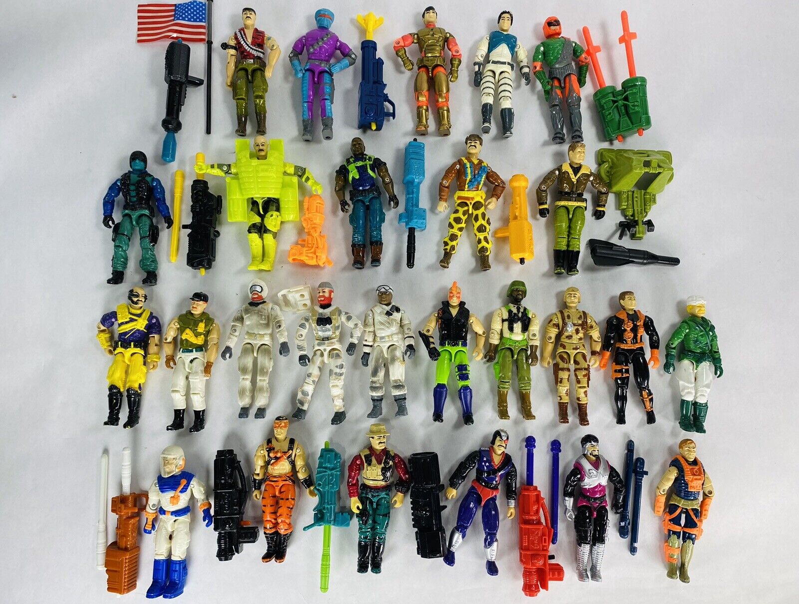 Lot of 26 Vintage G.I. Joe Action Figures & Accessories 1990s Hasbro
