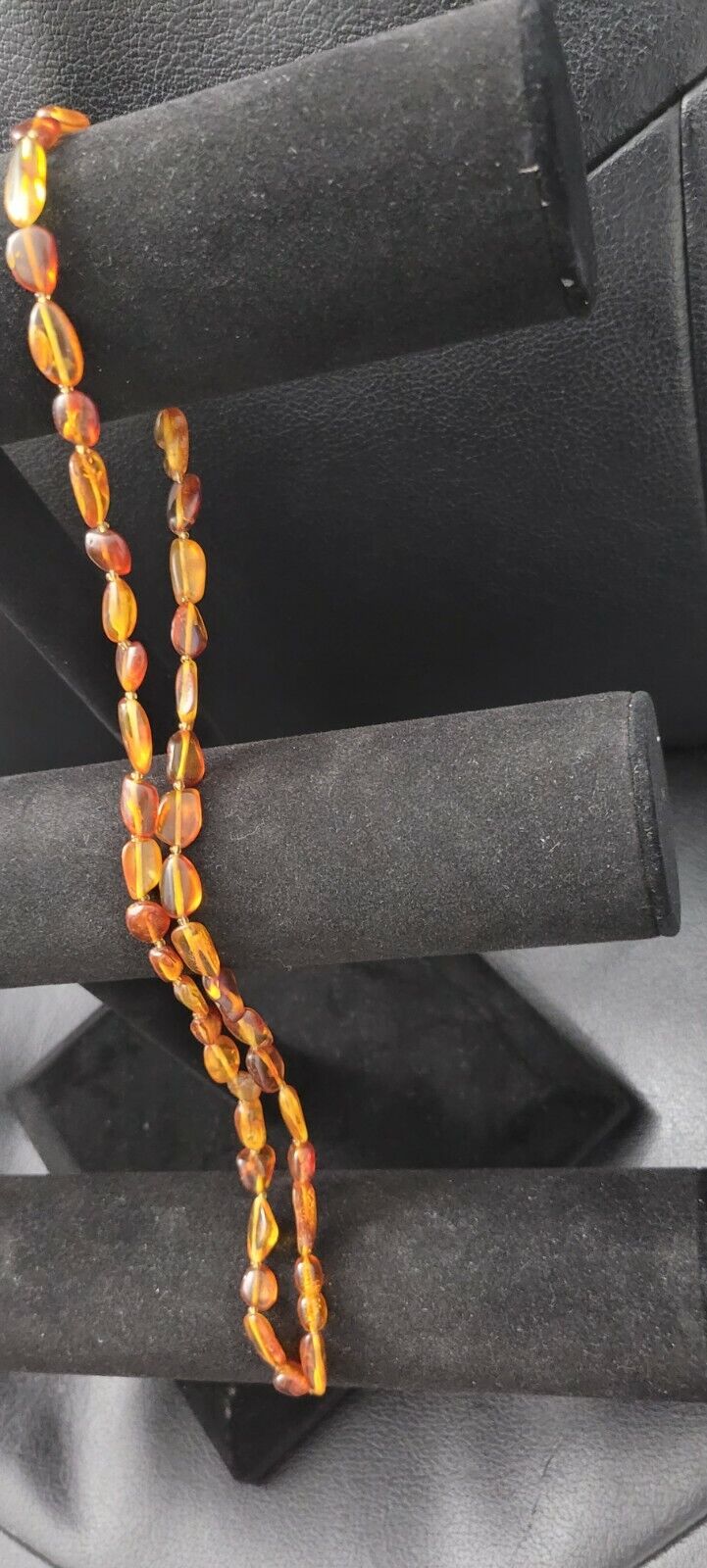 Nice Vintage Amber Necklace 17 grams 47 beads” .طوق من الكهرب للطاقة الايجابية