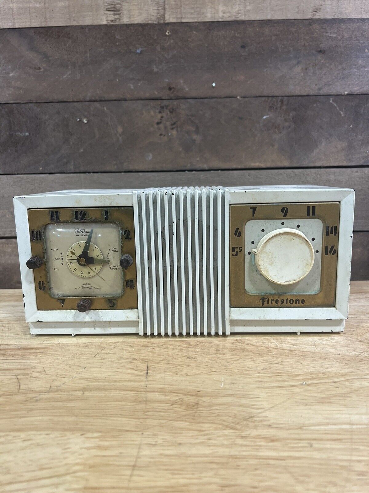 Vintage Firestone 2 In 1 Clock/Radio Combo White