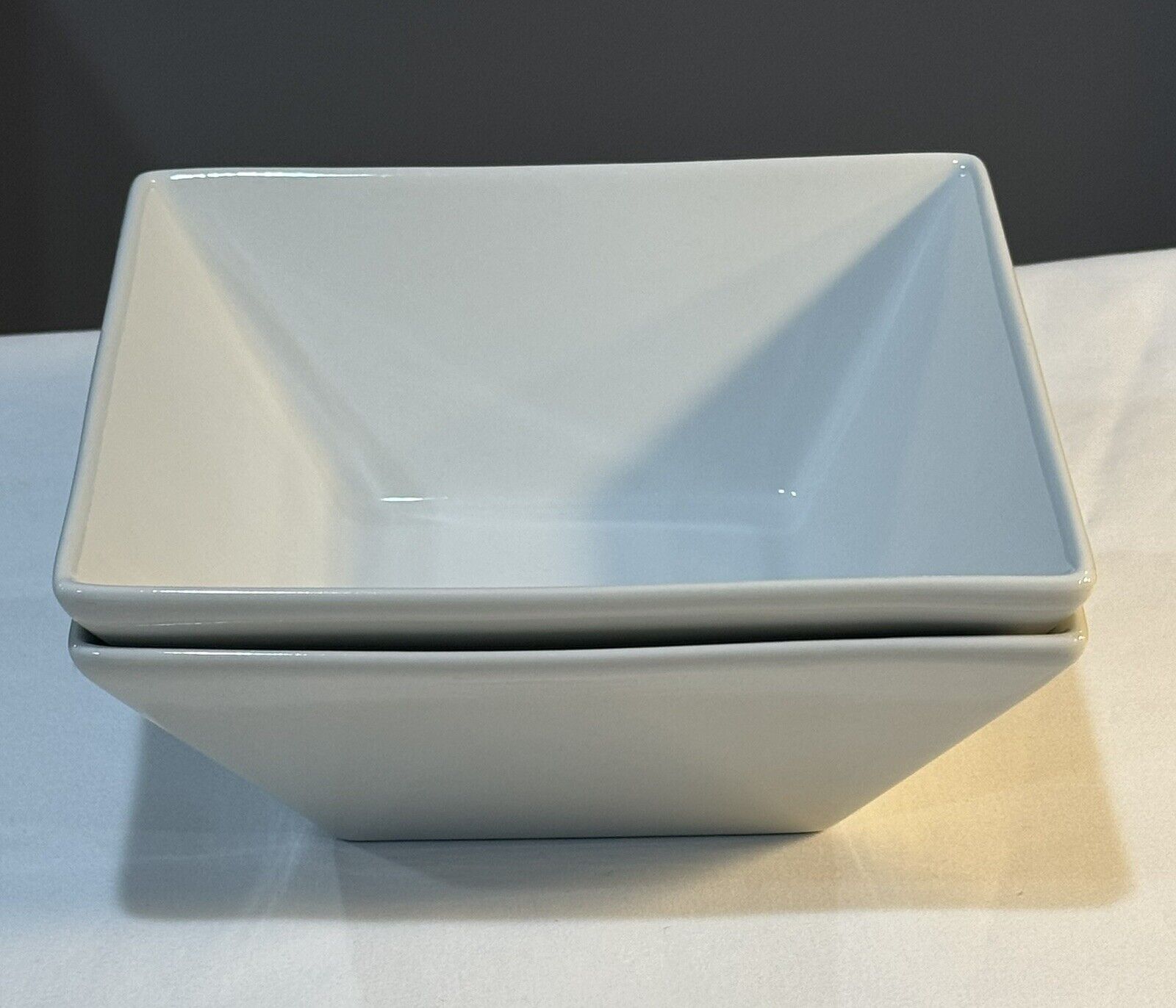 2 Fitz & Floyd Everyday White Porcelain Square Salad Bowls Set Of 2 Excellent