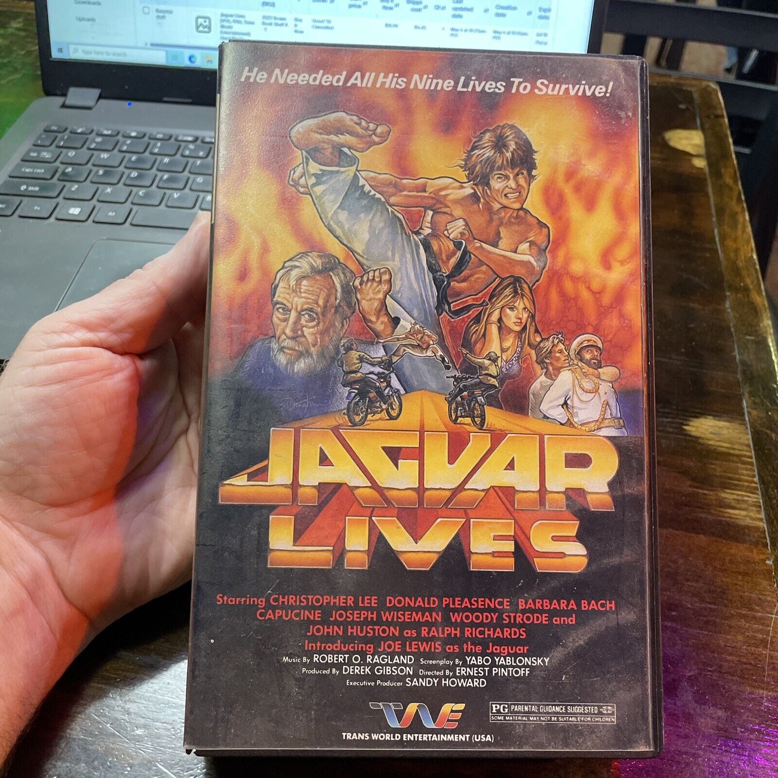 Jaguar Lives (VHS, 1986, Trans World Entertainment) Hard Plastic Case Joe Lewis