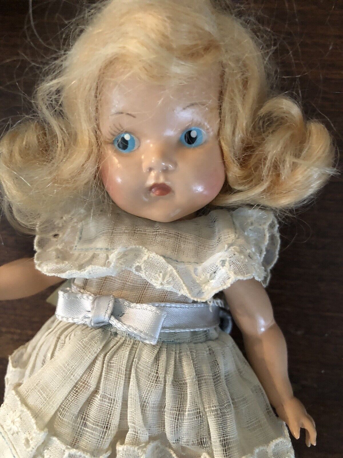 Gorgeous Vintage Vogue Ginny Doll 1950
