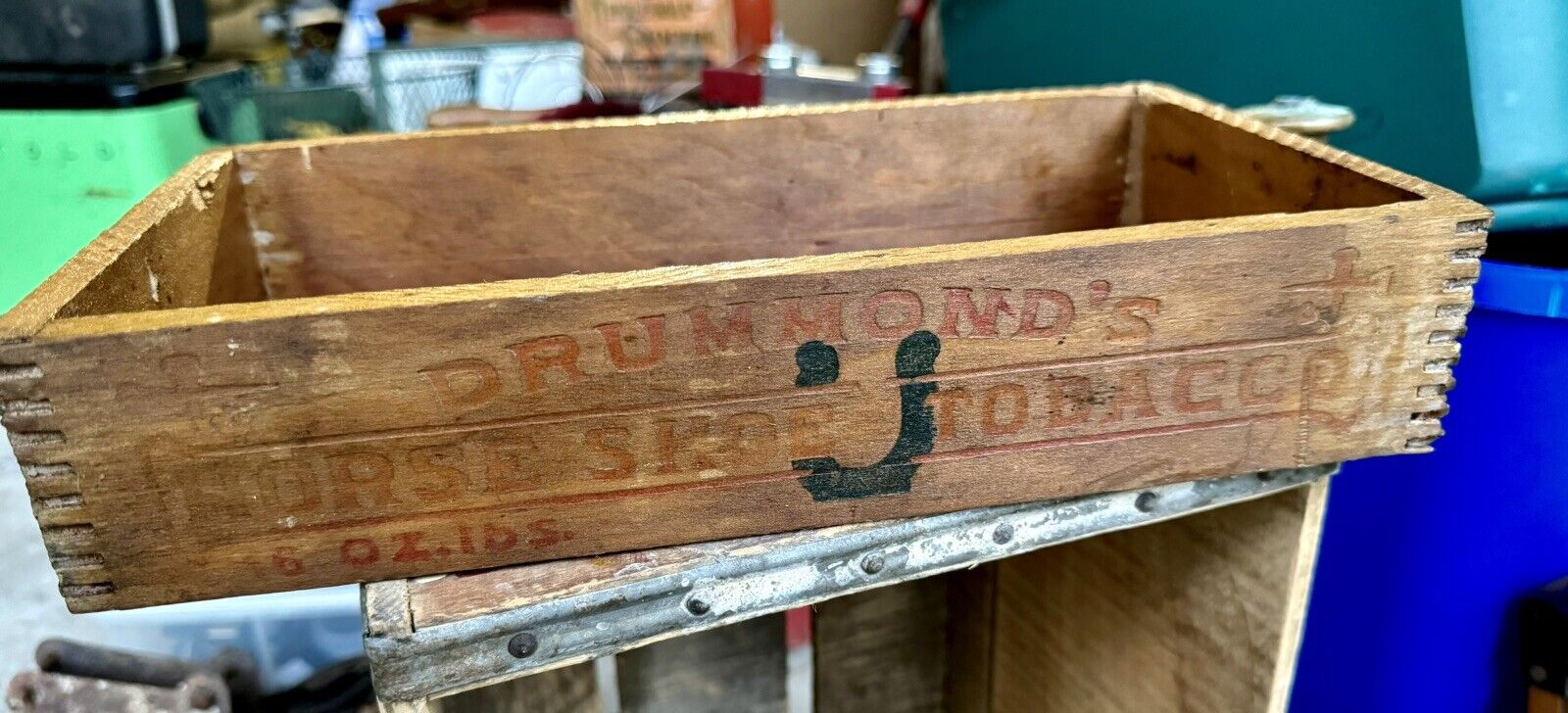 Antique DRUMMONDS HORSE SHOE TOBACCO Jointed Wooden Shipping Box Crate Vintage