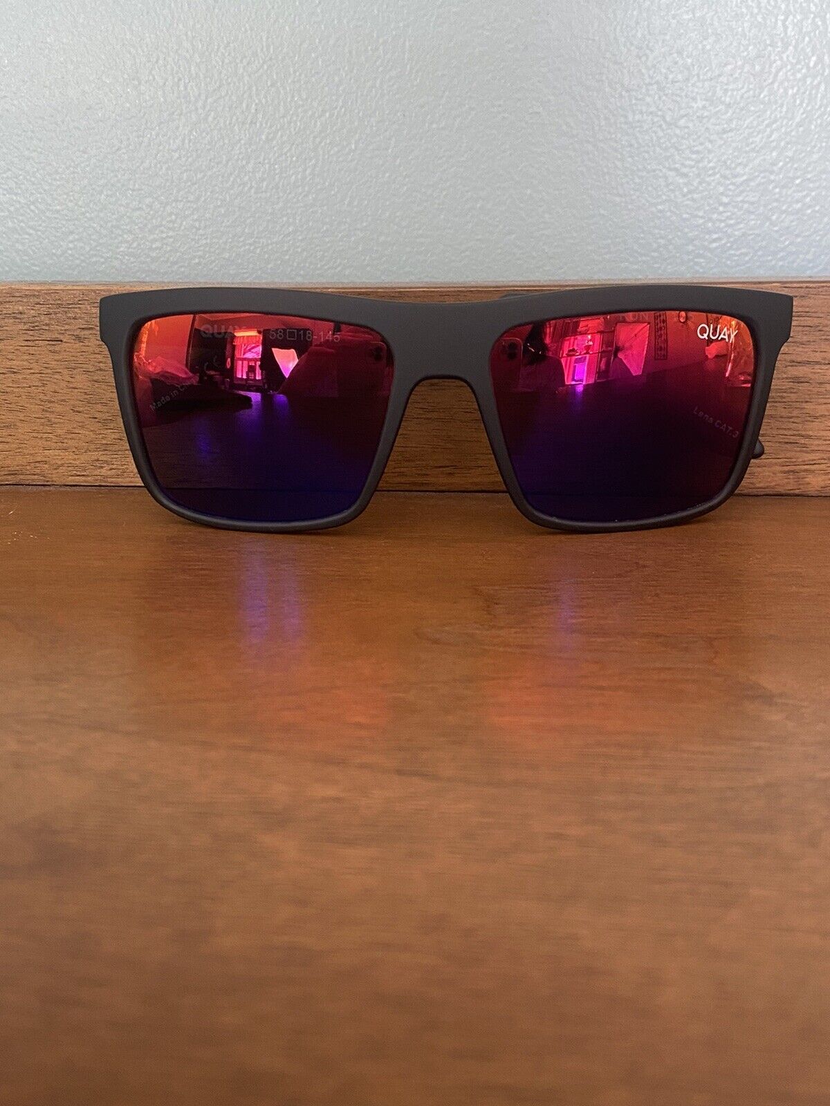 New Quay Sunglasses Let It Run 126 Black Matte Frames Flash Lenses Mirror 48mm