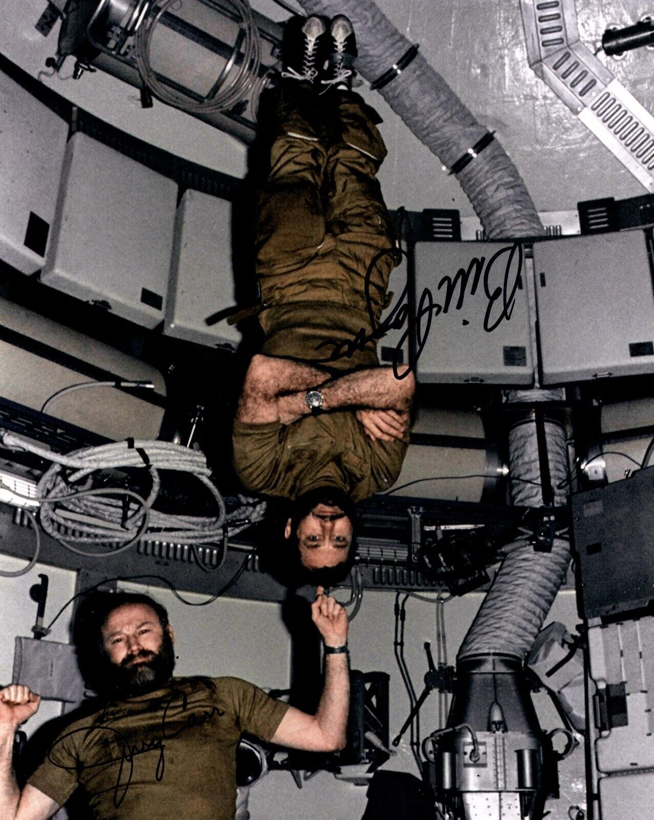 Skylab 4 Astronauts Jerry Carr and Bill Pogue Autographed Weightless Photograph
