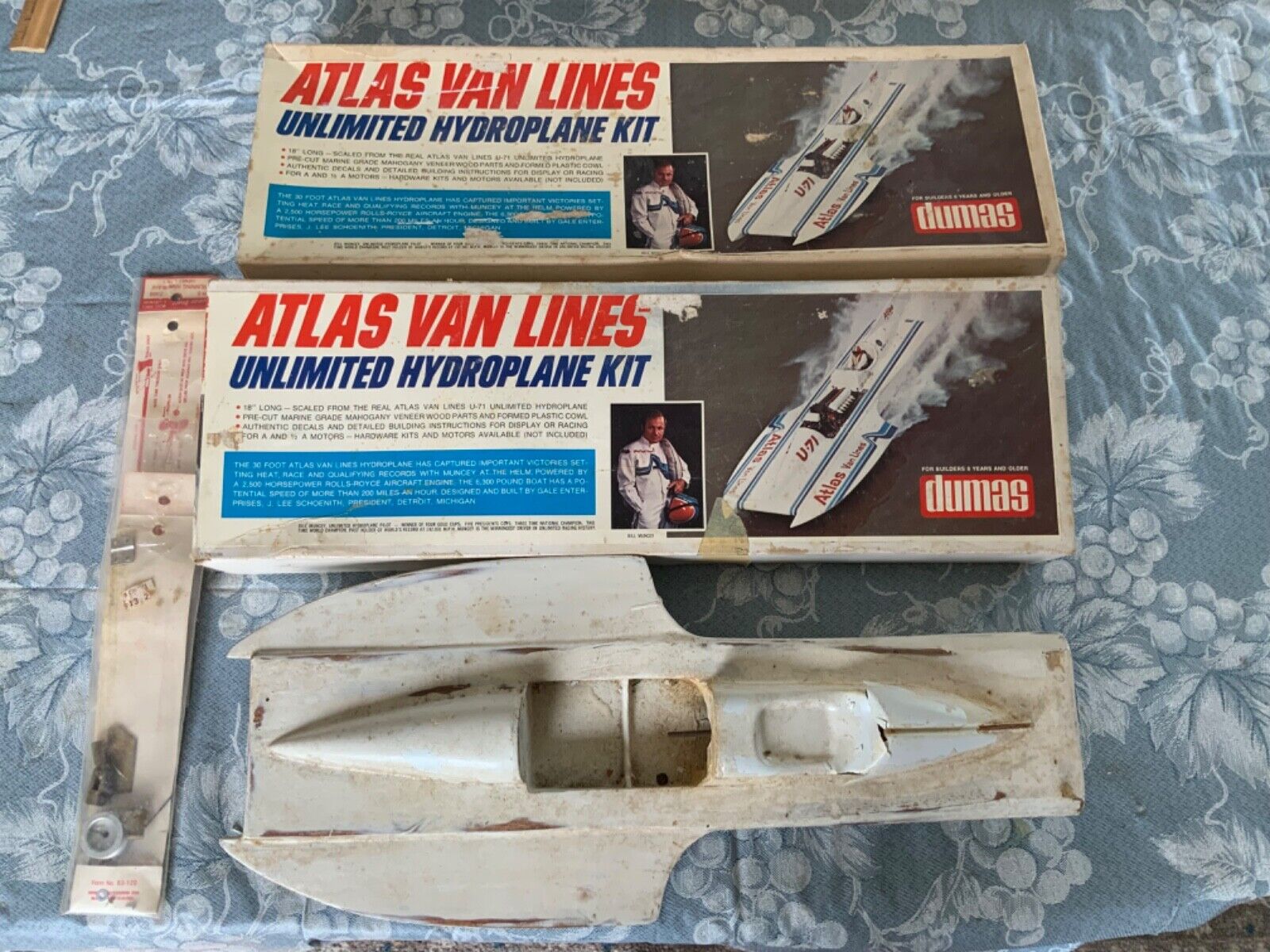 Vintage ATLAS VAN LINES U-76 Wooden 18”  Hydroplane Race Boat Model Dumas AS IS
