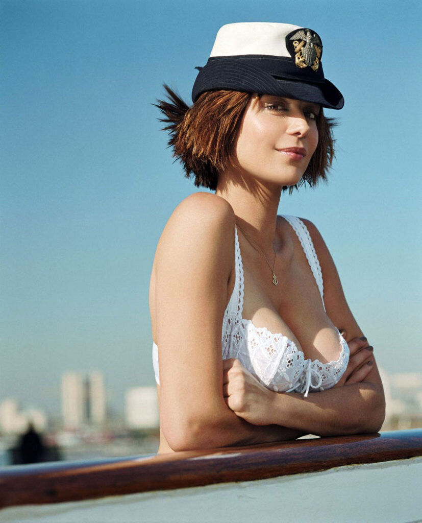 Catherine Bell Actress 8x10 Picture Celebrity Print