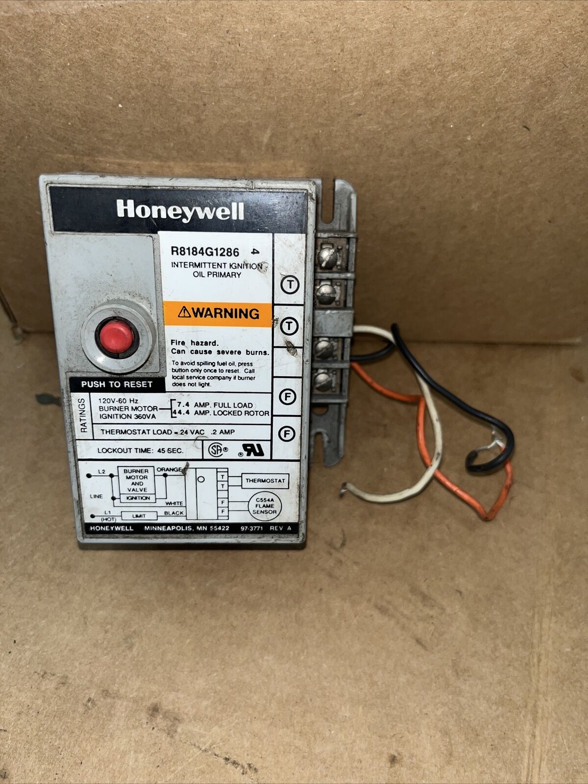 Honeywell Oil Burner Control 120V 45sec R8184G1286