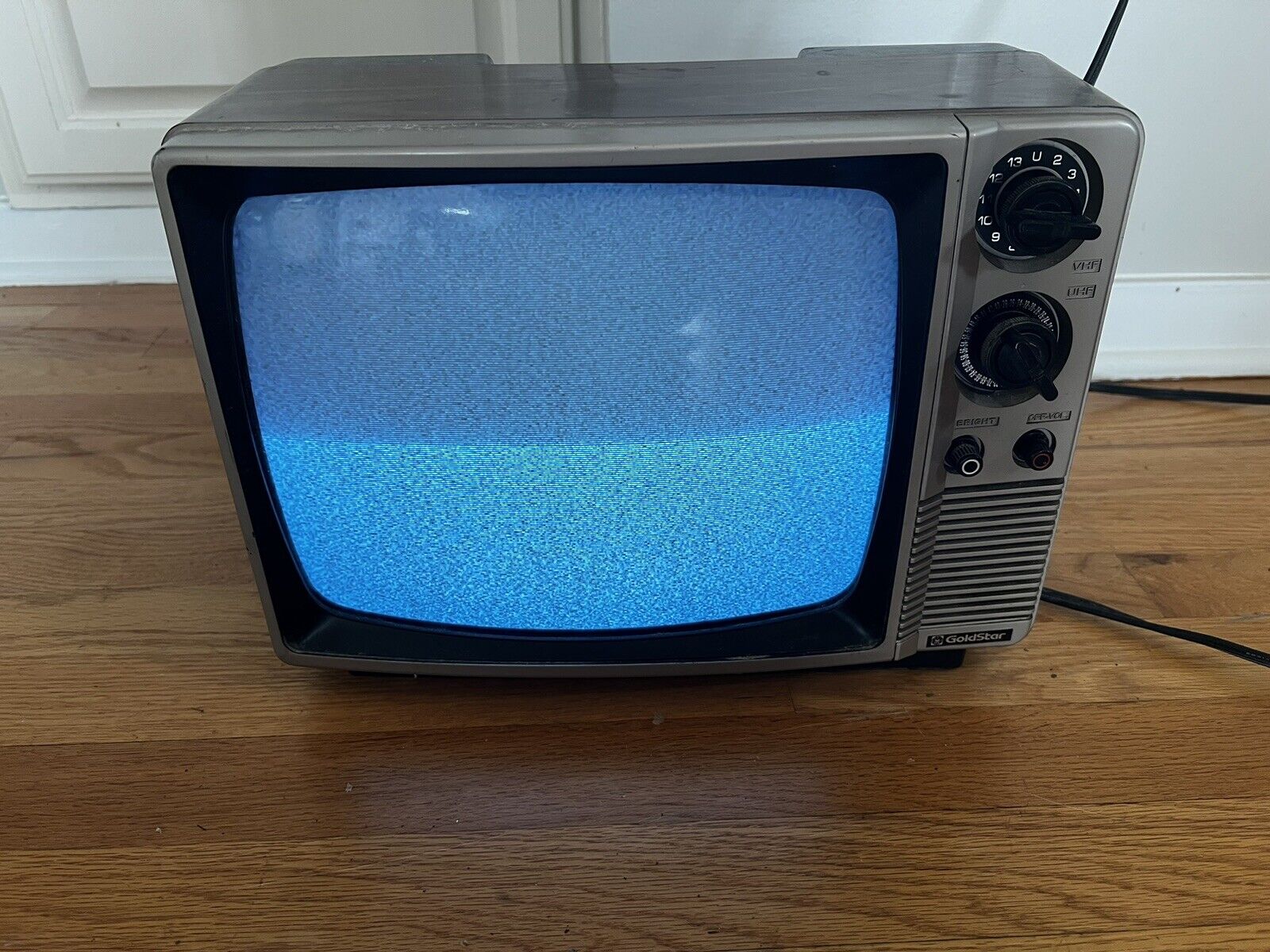 Vtg Goldstar Gaming Tv Television Portable Rca 1980s Gte Receiver Retro Bmx2060