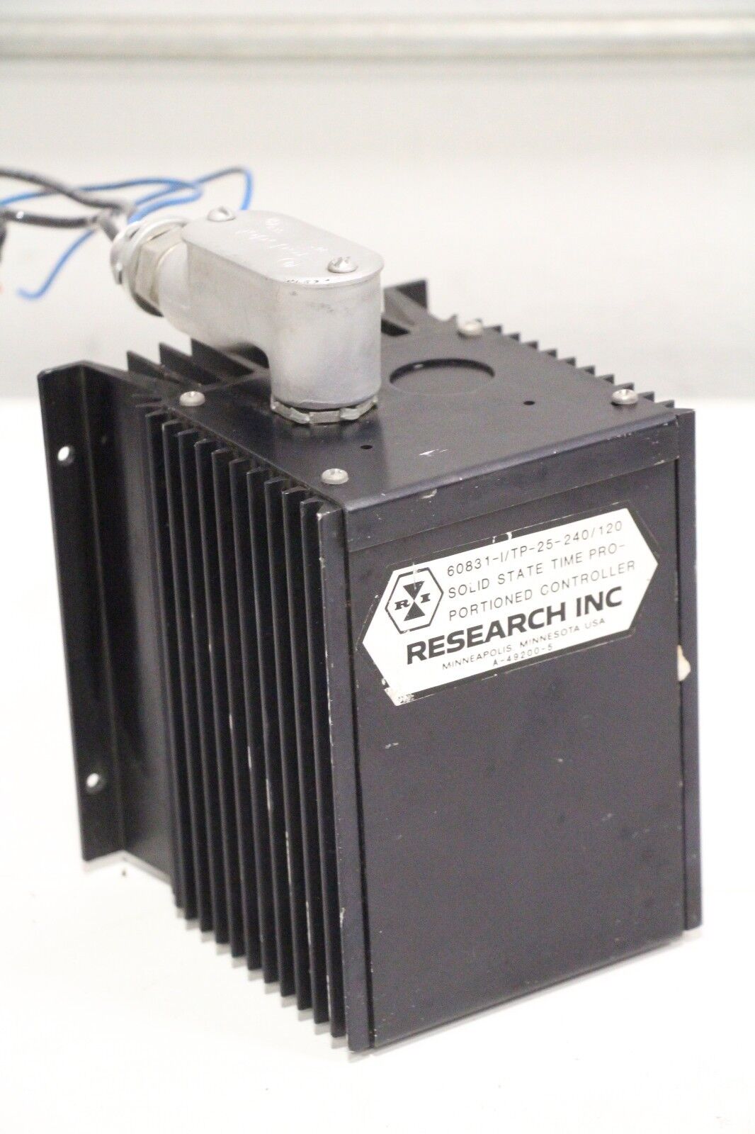 Research Inc Solid State Time ProPortioned Controller 60831-I/TP-25-240/120 