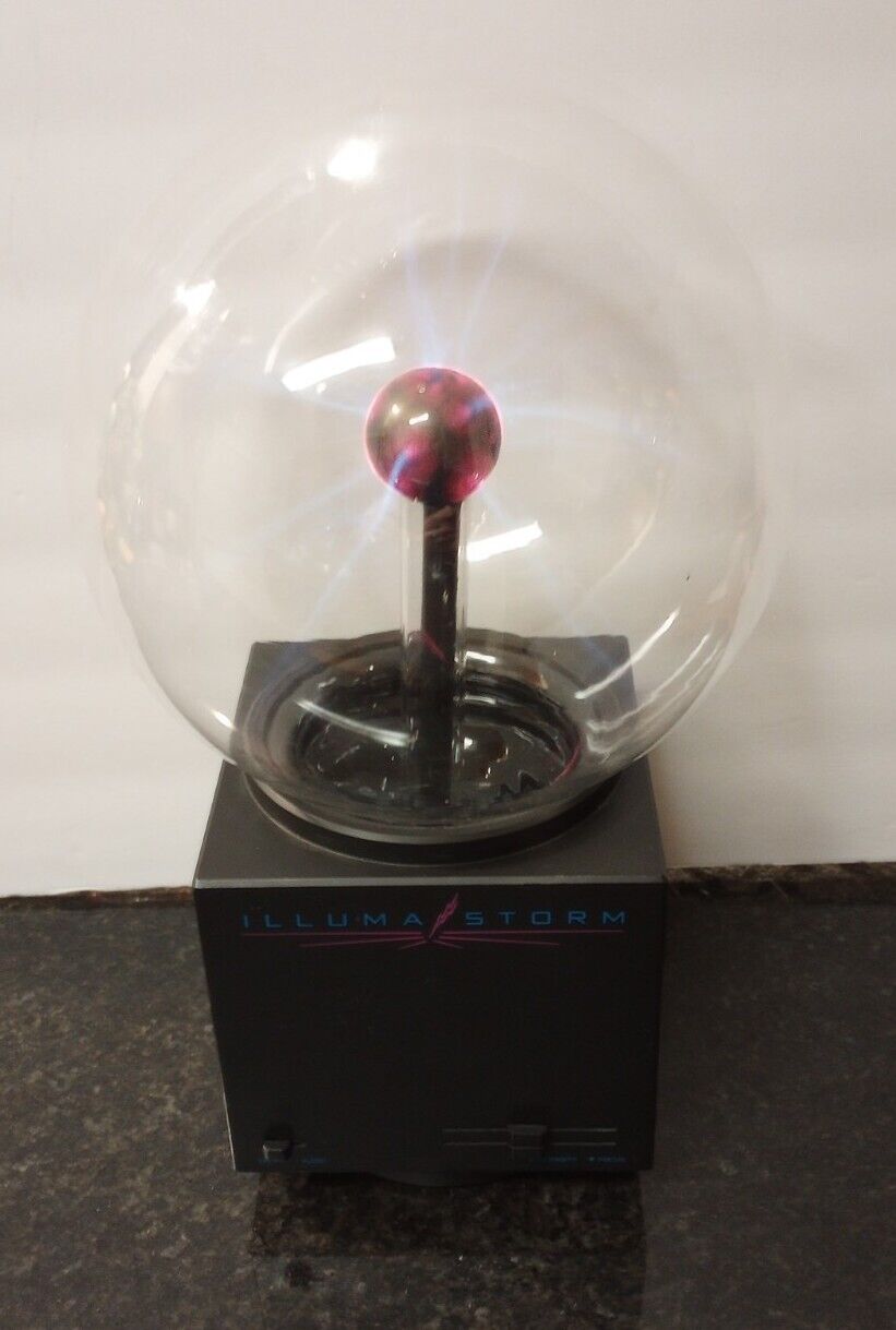 Vintage Realistic Illuma Storm Plasma Ball Lightning Globe Works Great 