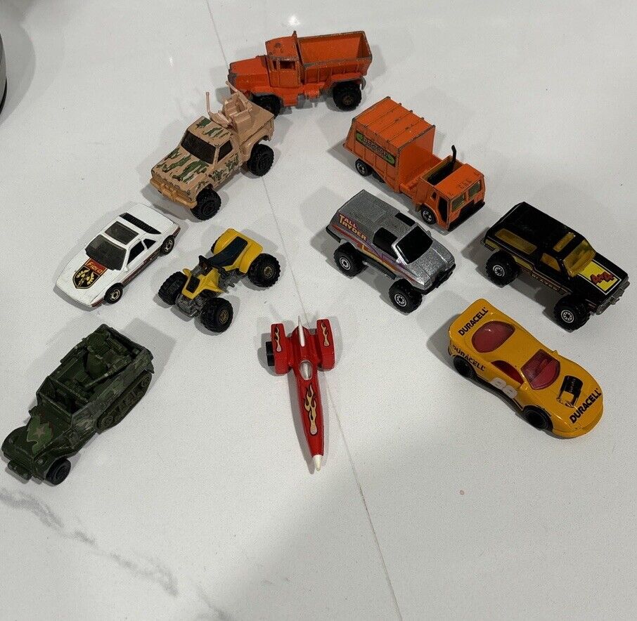 LOT OF 10 VINTAGE HOT WHEELS DIECAST CARS   Played With-see Pics