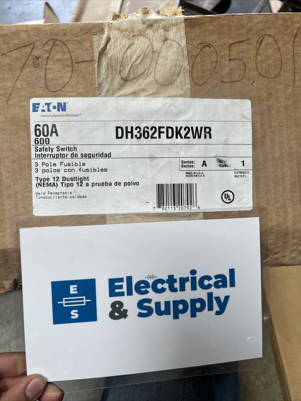 New CUTLER-HAMMER 60A HEAVY DUTY SAFETY SWITCH DH362FDK2WR TYPE 12