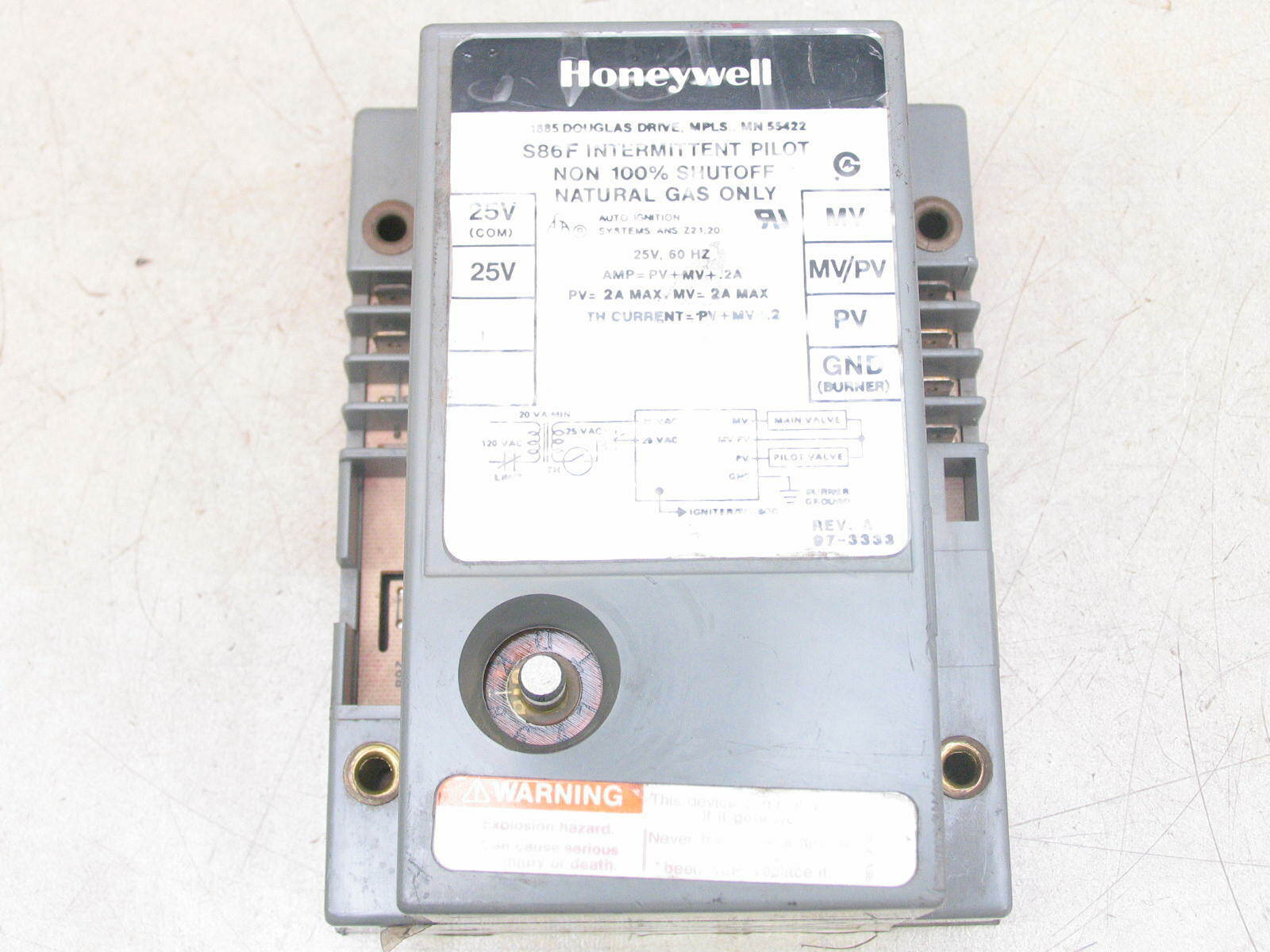 Honeywell S86F 1042 Intermittent Pilot Control Non 100% Shutoff Nat. Gas 25V