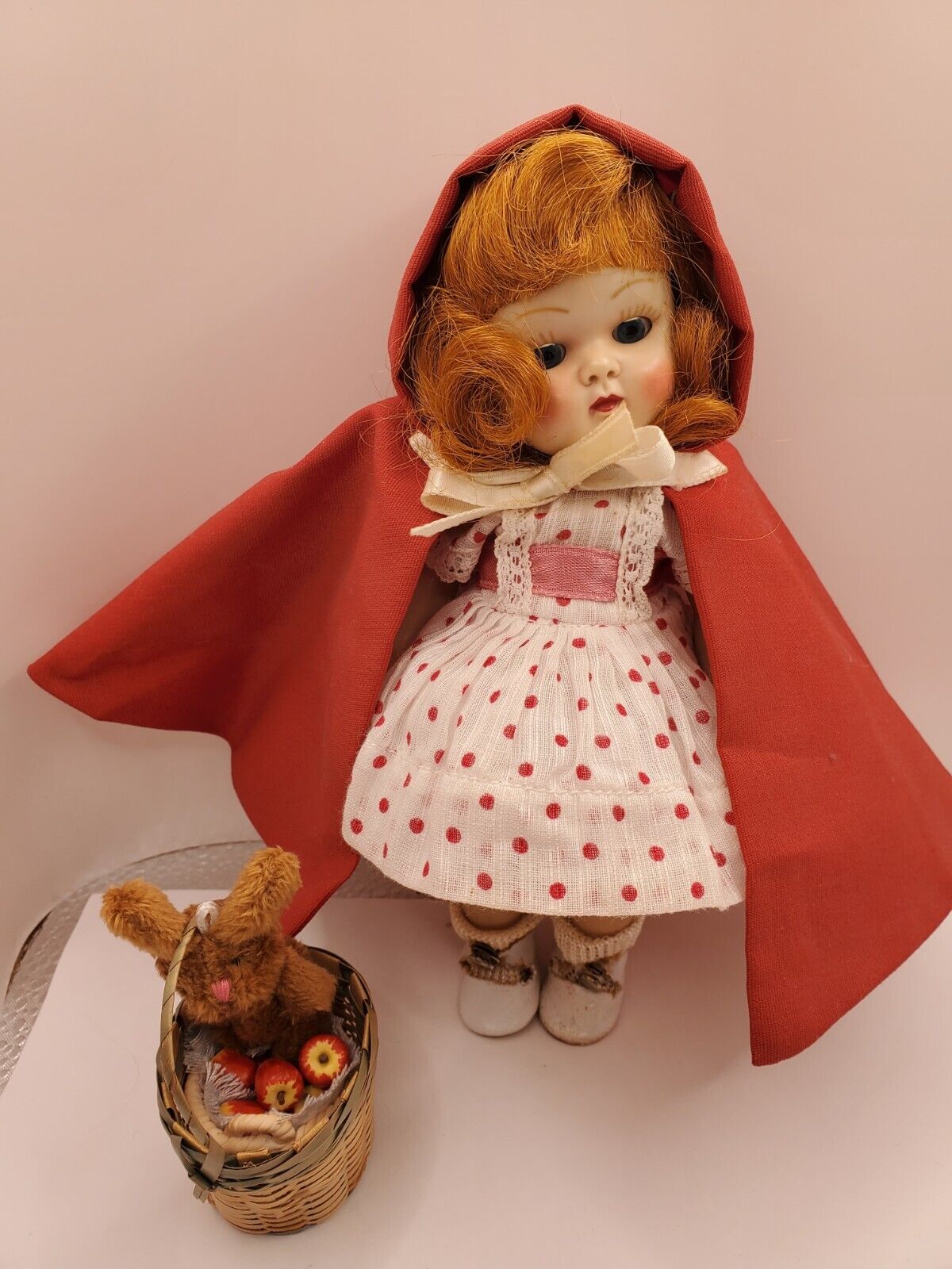 VINTAGE 1950S  EARLY VOGUE GINNY DOLL,STRUNG,LITTLE RED RIDINGHOOD WITH BASKET
