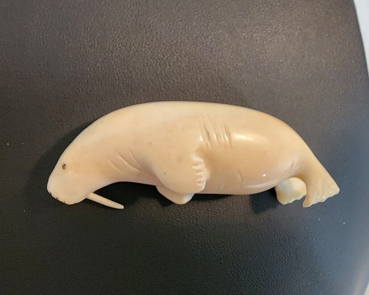 Small Vintage White Carved Inuit Native Walrus