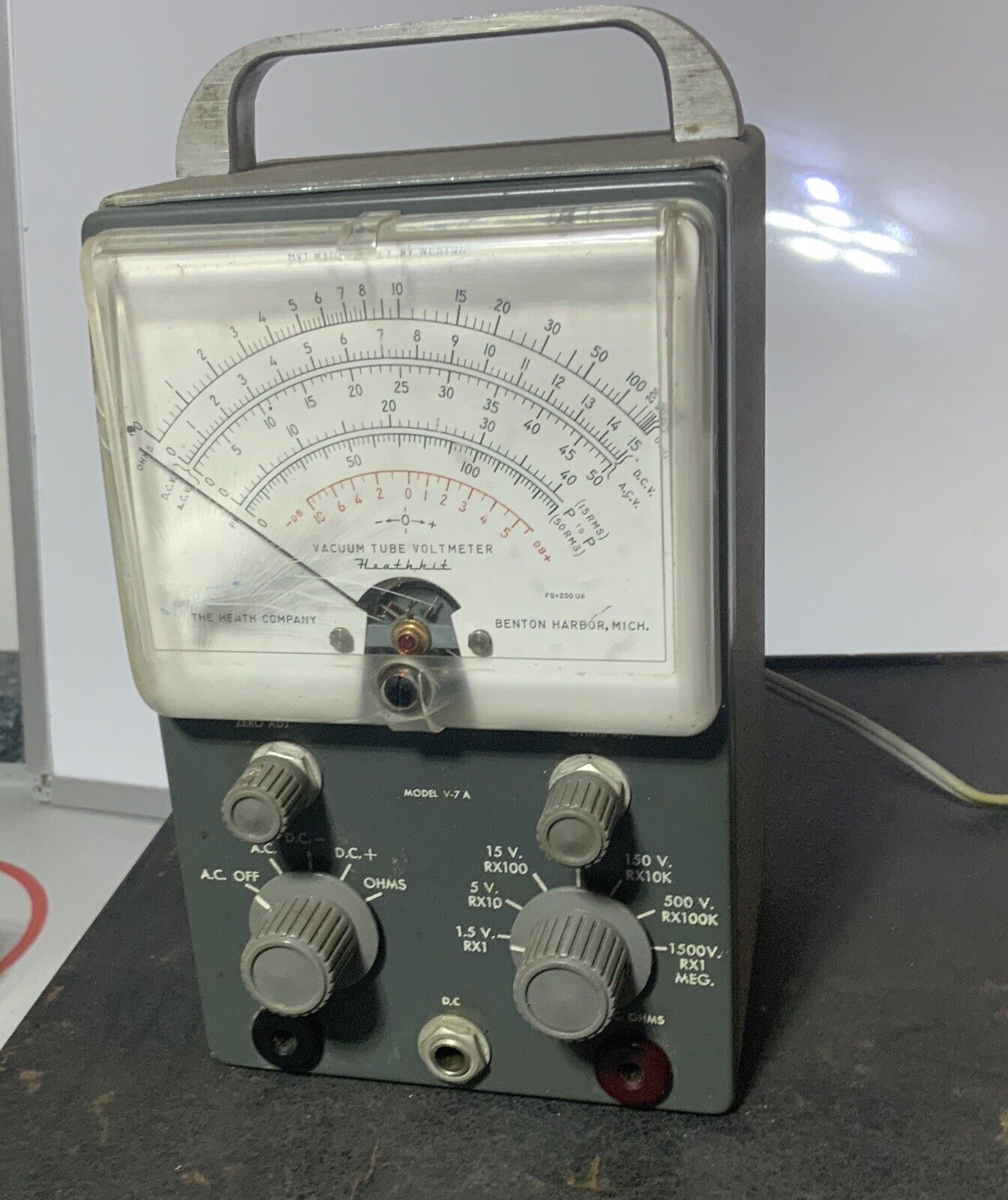Vintage Heathkit V-7 Voltmeter  - tube era