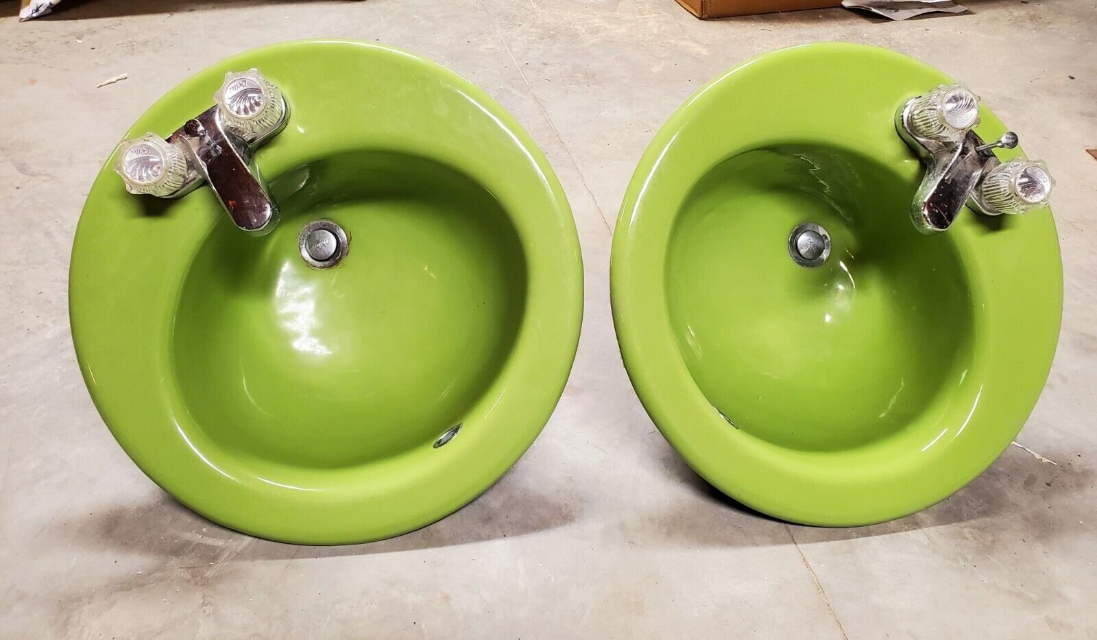 Vintage Kohler Fresh Green Sinks