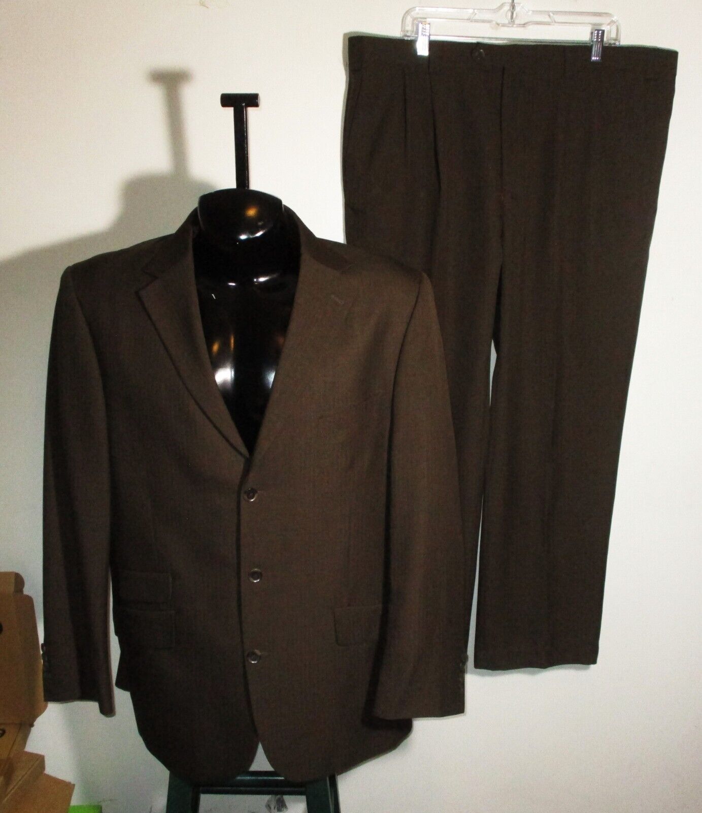 Men\'s STEVE HARVEY Brown 2 Pc Suit Size 48 Long, 42X31 NWOT