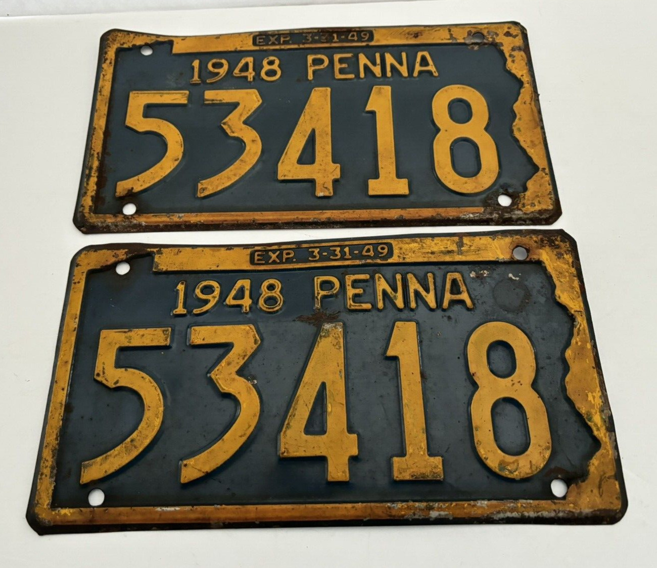(2) Vintage 1948 Pennsylvania License Plates- 53418 Yellow