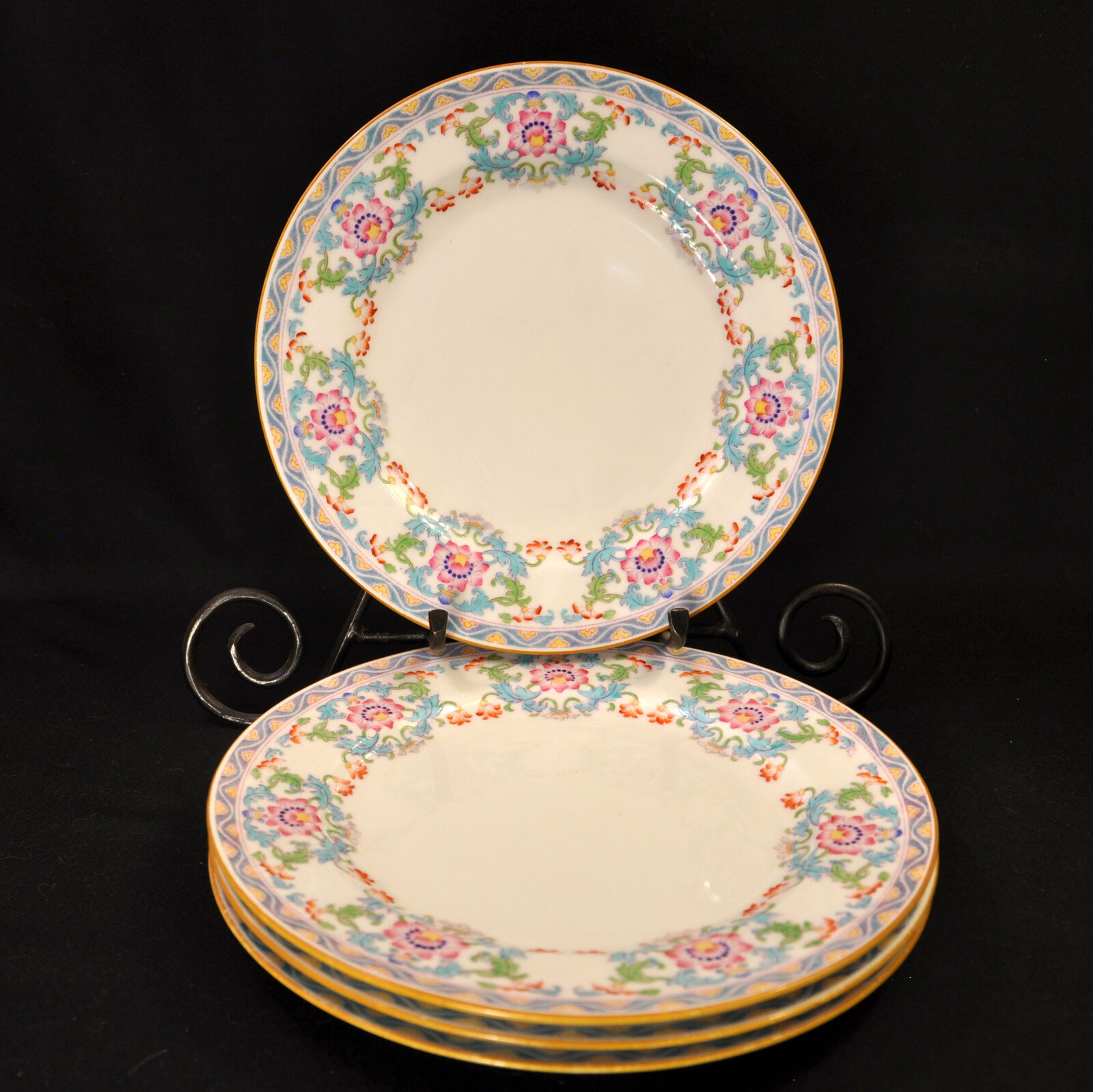 Mintons Set of 4 Luncheon Plates 9\