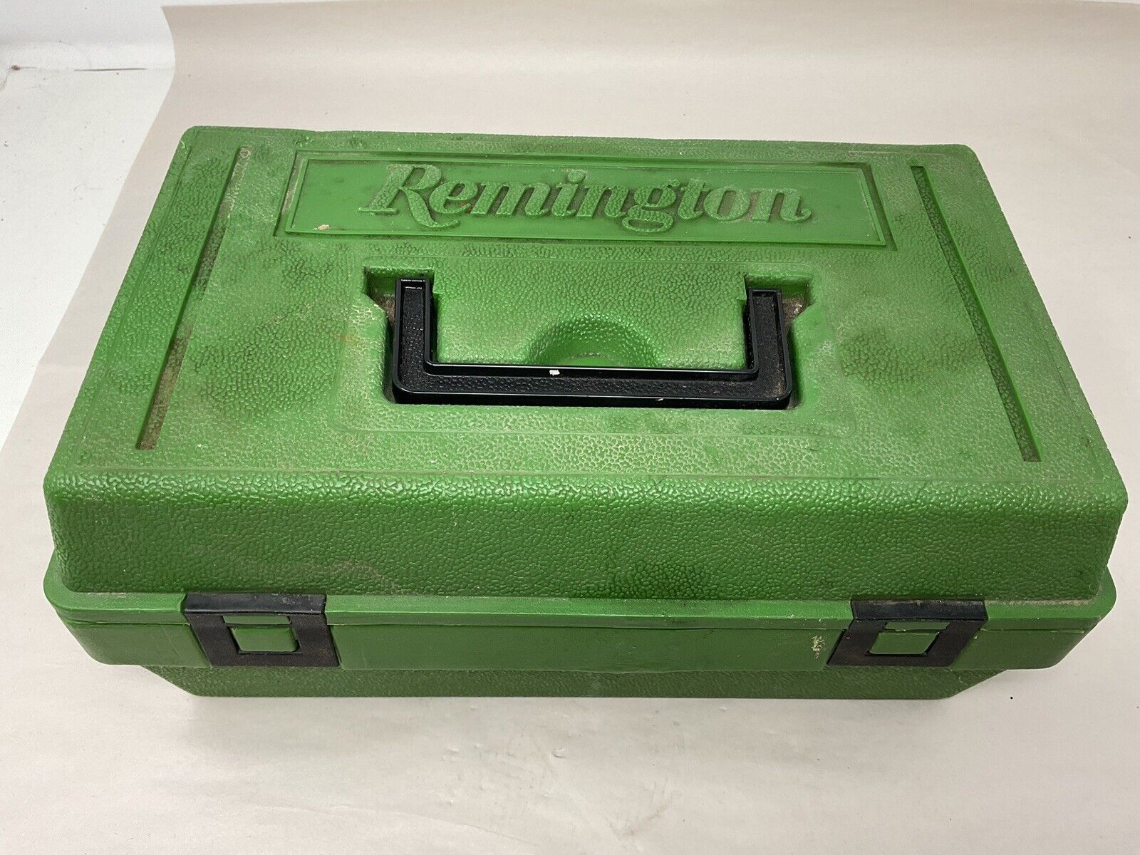Remington Fishing Tackle (Tool) Box Green Rare Vintage