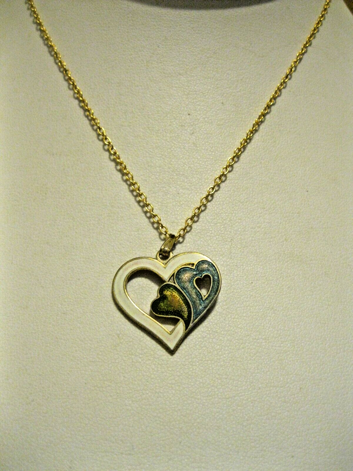 Vintage Cloisonne Heart  Enamel Pendant Necklace \