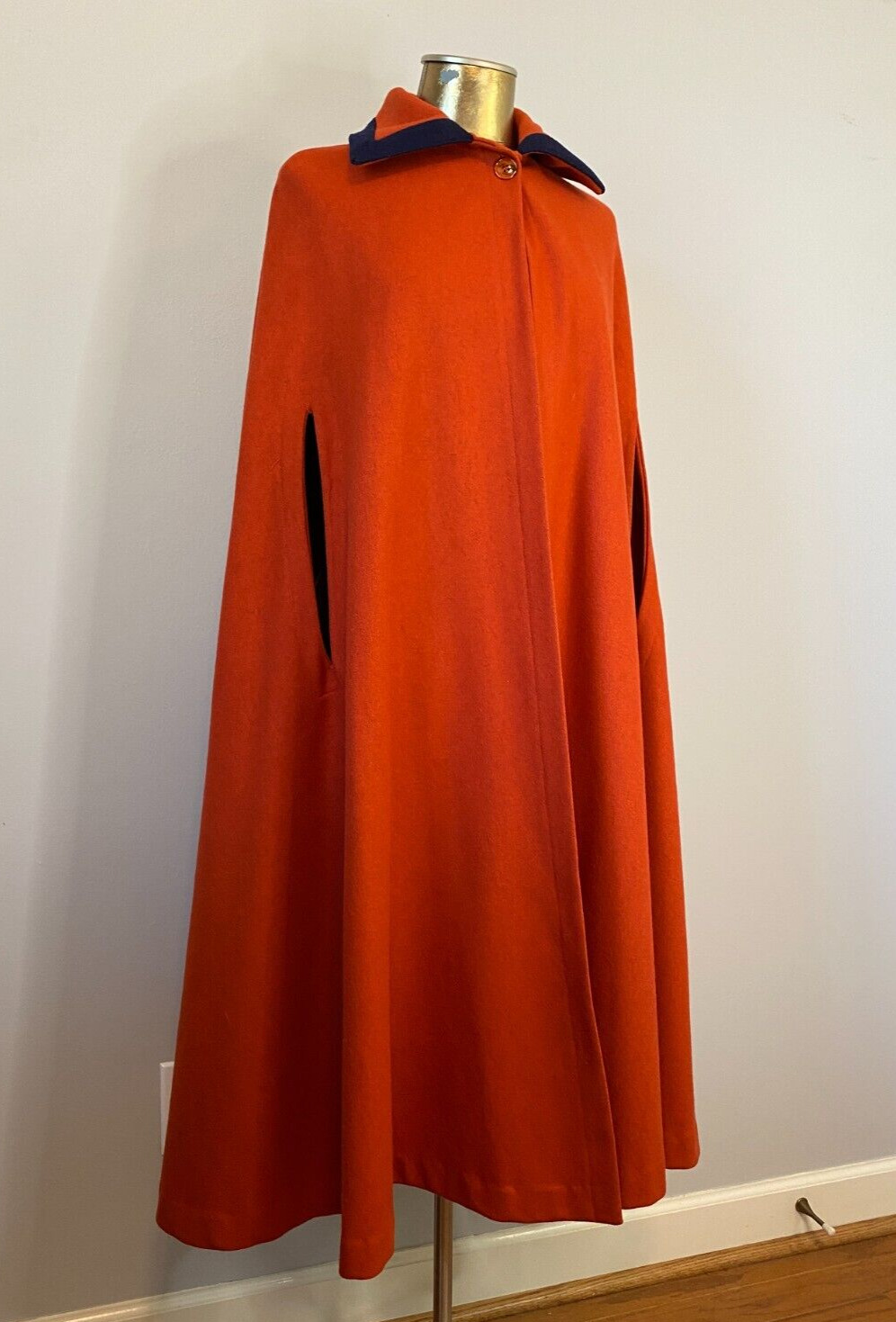 Vintage 70s LONG CAPE Emily M ORANGE Navy Collar MEDIUM Heavy Wool Mod Cloak