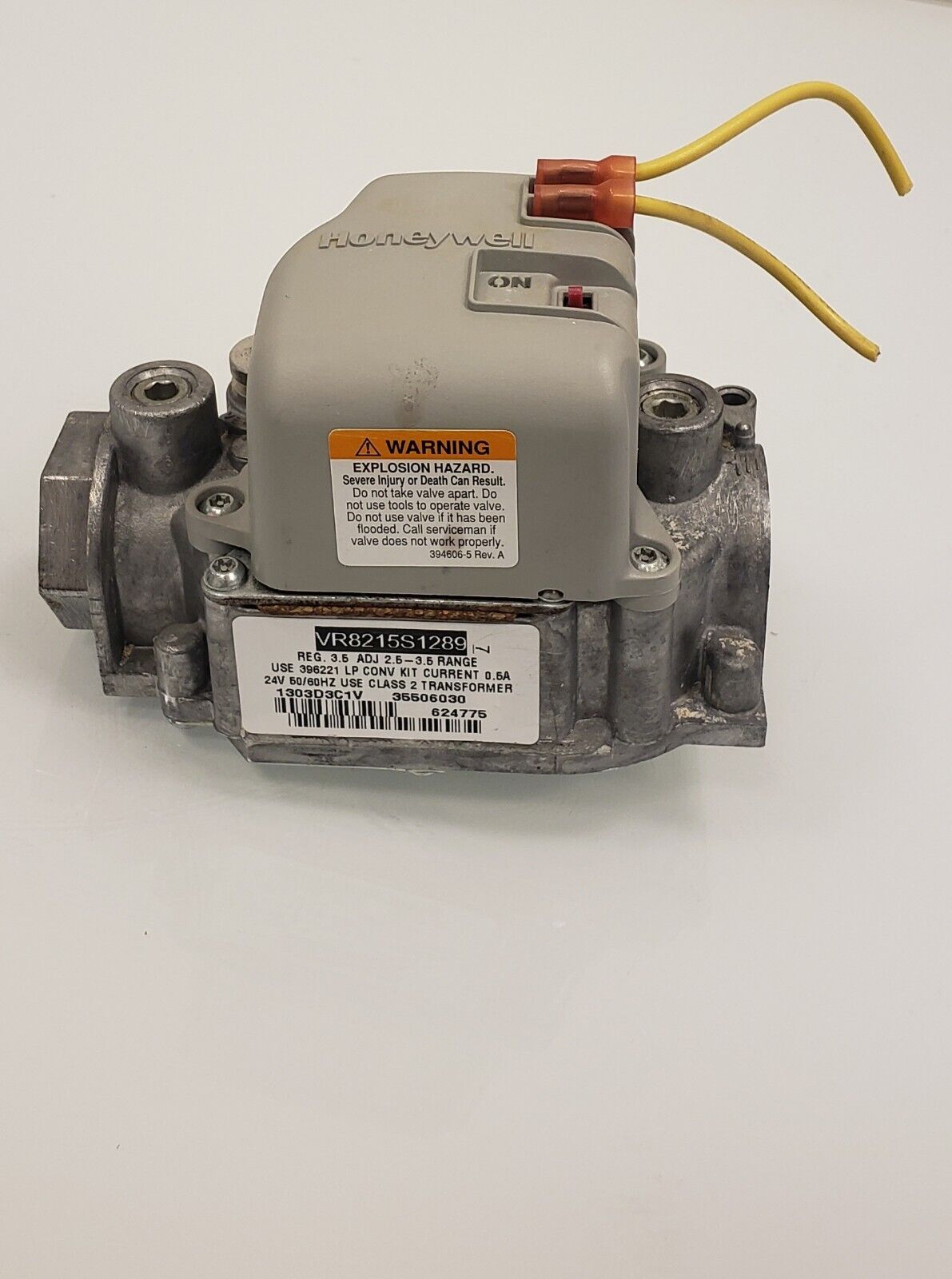 KG7SA072C-24B1 VR8215S1289 1303D3C1V OEM gas valve of Nordyne Furnace