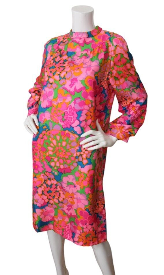 Vintage 1960s Adele Simpson Floral Silk Long Sleeve Shift Dress S/M