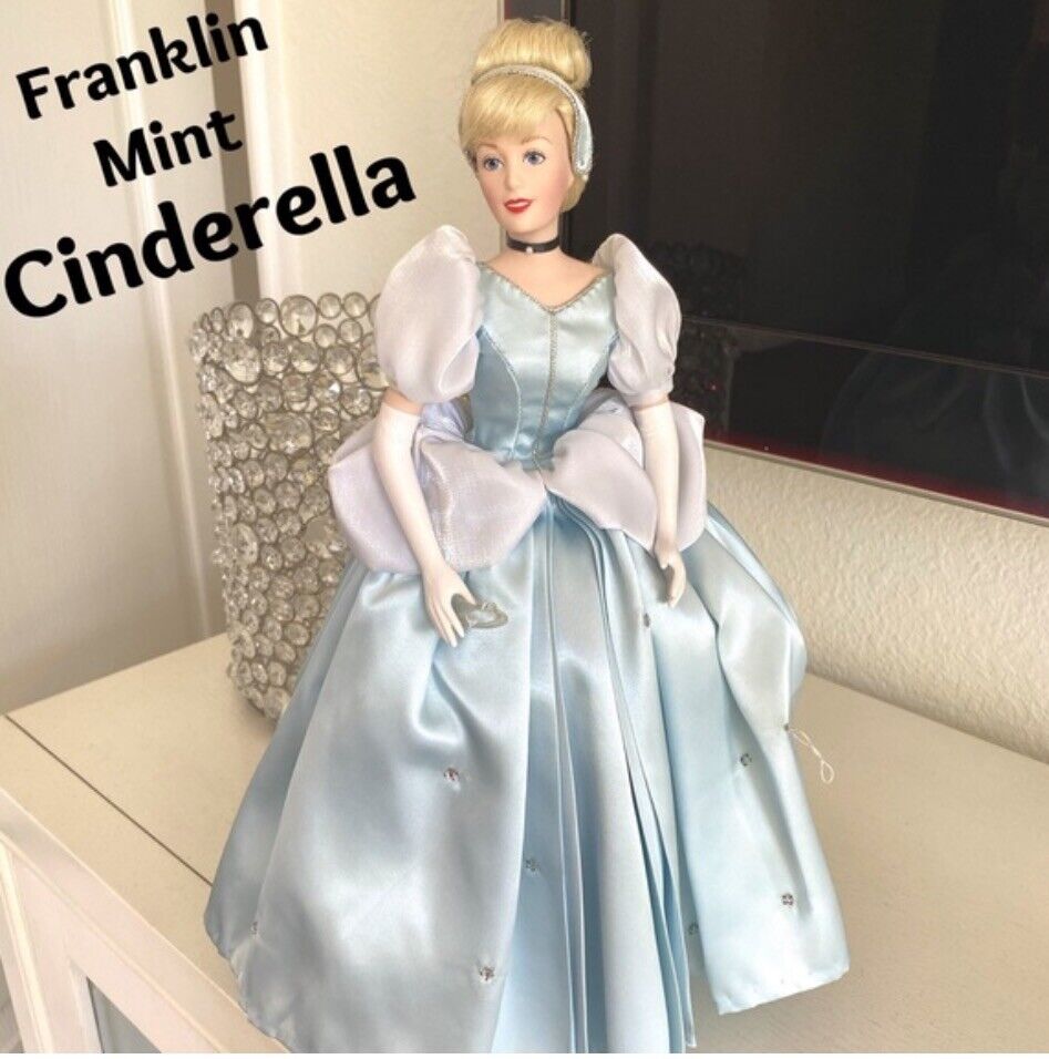 Franklin Heirloom Dolls - Disney Cinderella - 15\