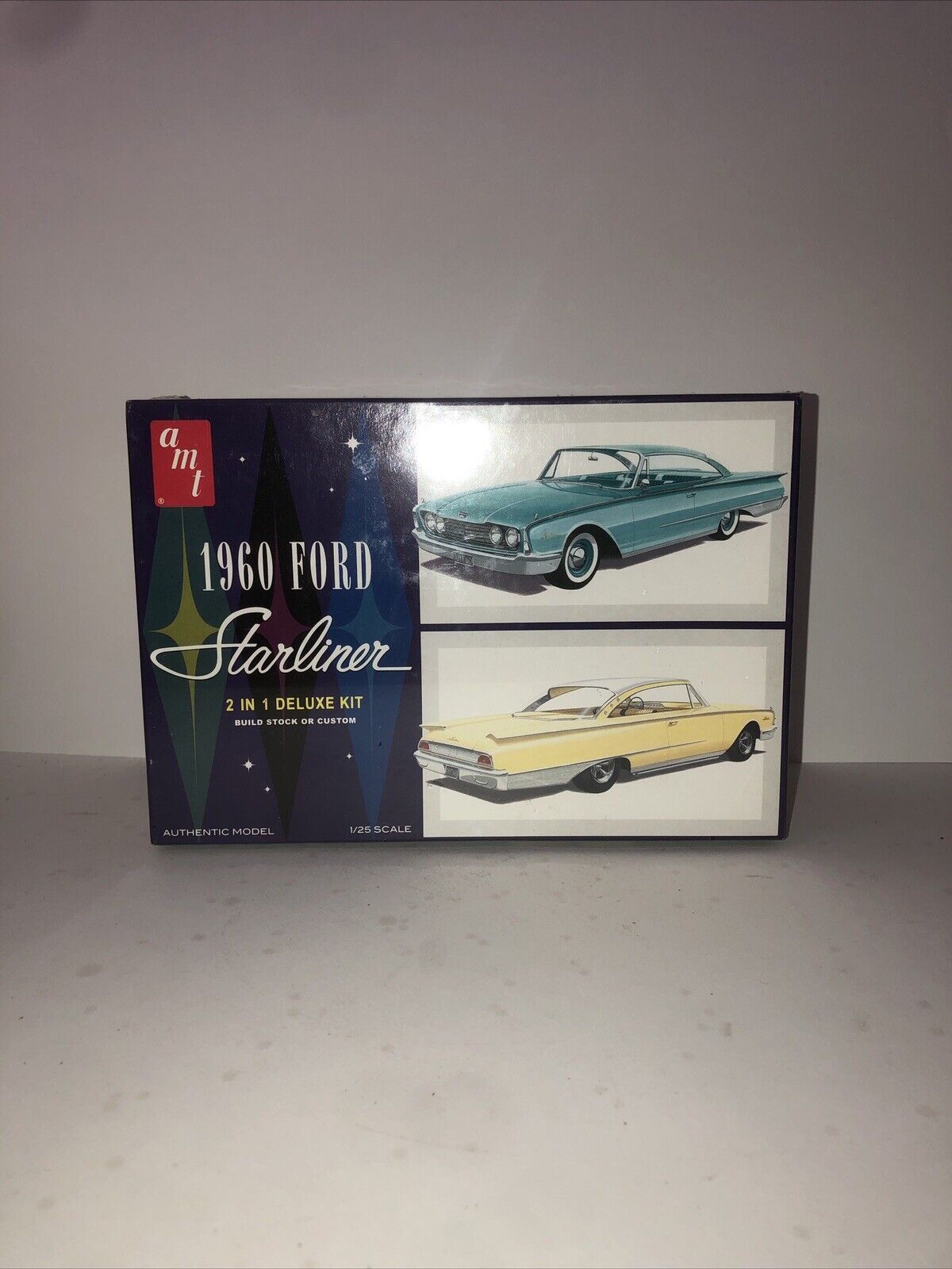 AMT  1960 Ford Starliner  1/25 Scale Factory Sealed