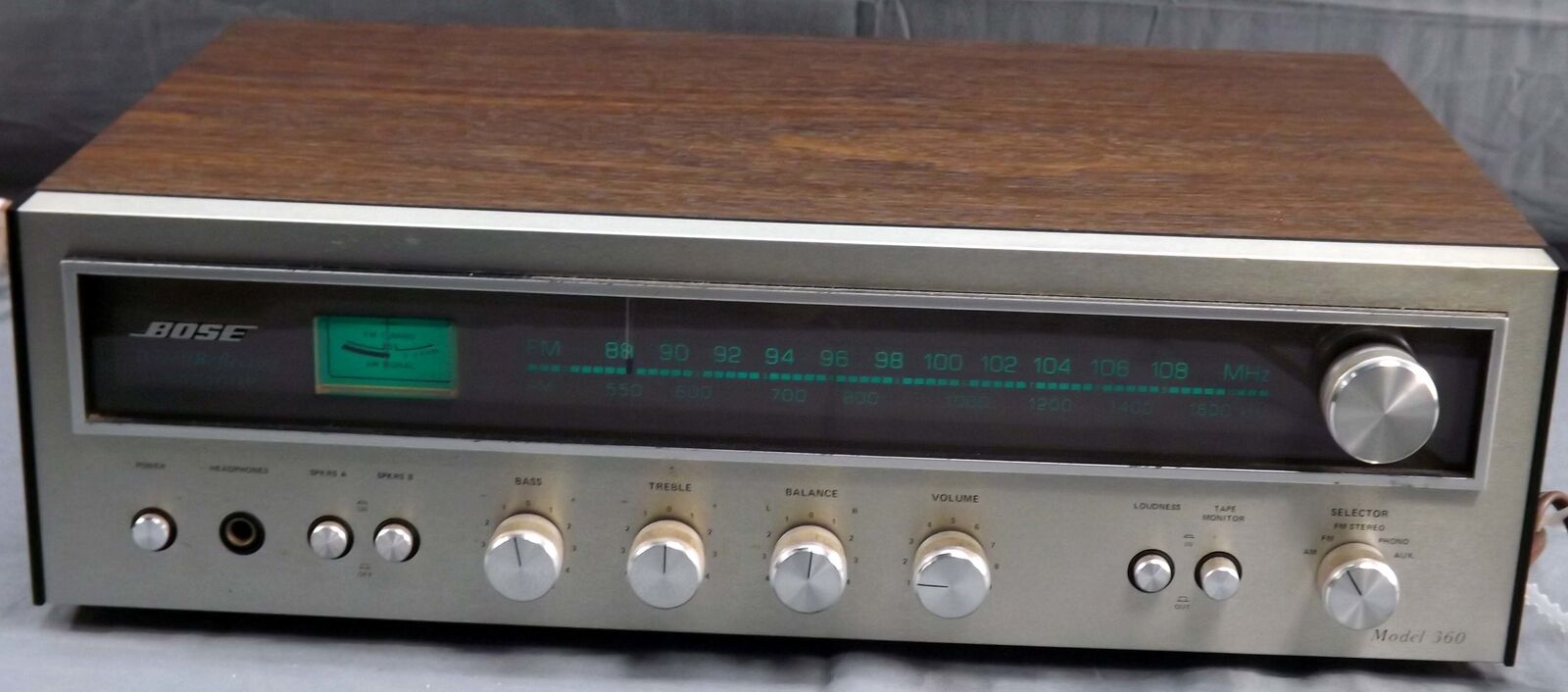 Vintage Bose Direct Reflecting Stereo Receiver Model 360 Music System AM/FM READ