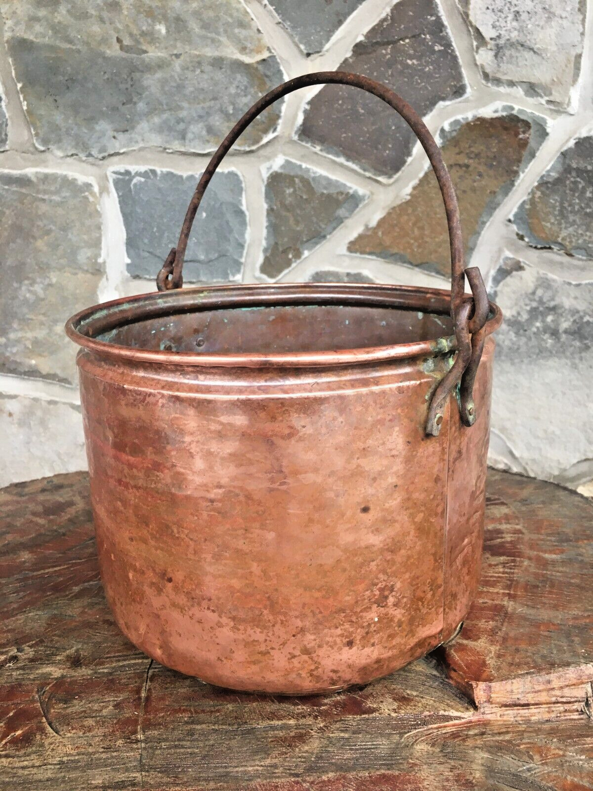 Antique Primitive Rustic Hammered COPPER POT Cauldron with Handle 8 Qt BEAUTIFUL
