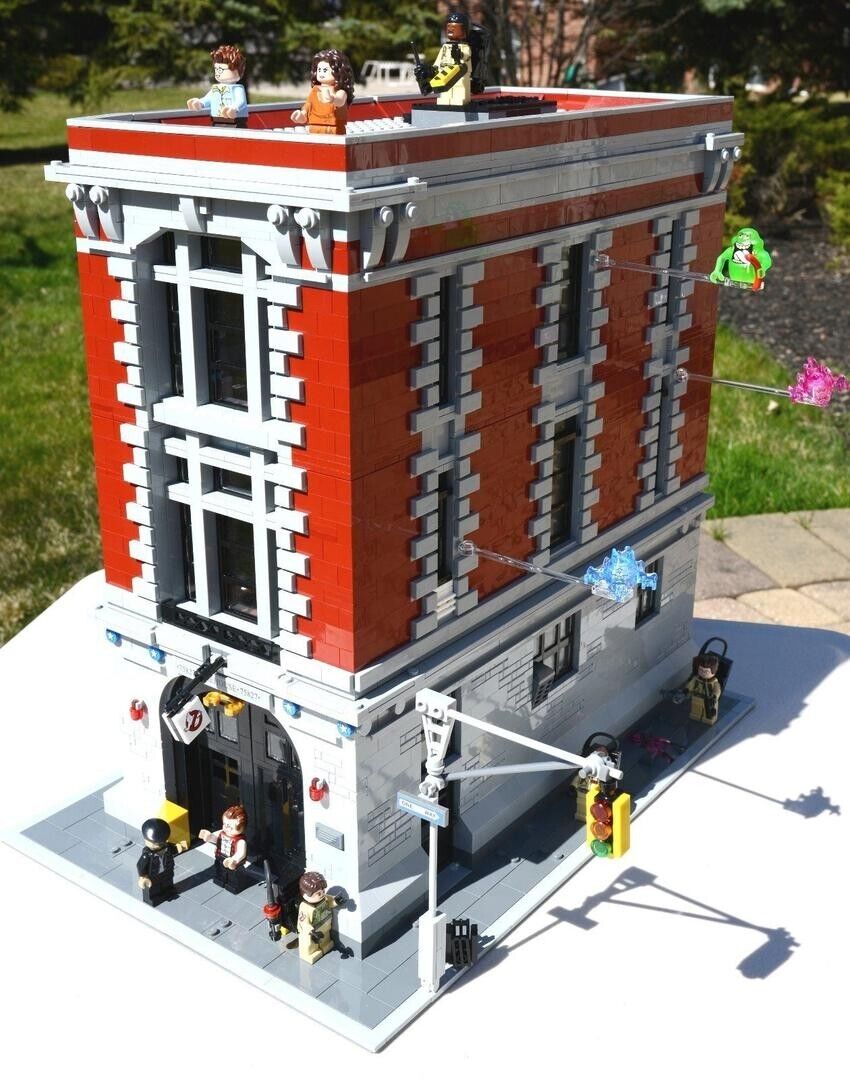 NEW DIY Firehouse Headquarters Set Building Bricks Set 75827 pcs 4702 Kids Toys