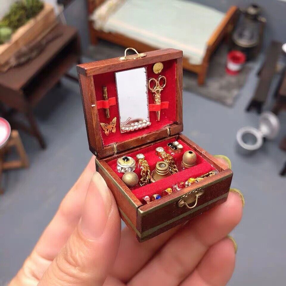 Doll Accessorie Dollhouse Miniature Wooden 1/12 Scale Vintage Luxury Jewelry Box