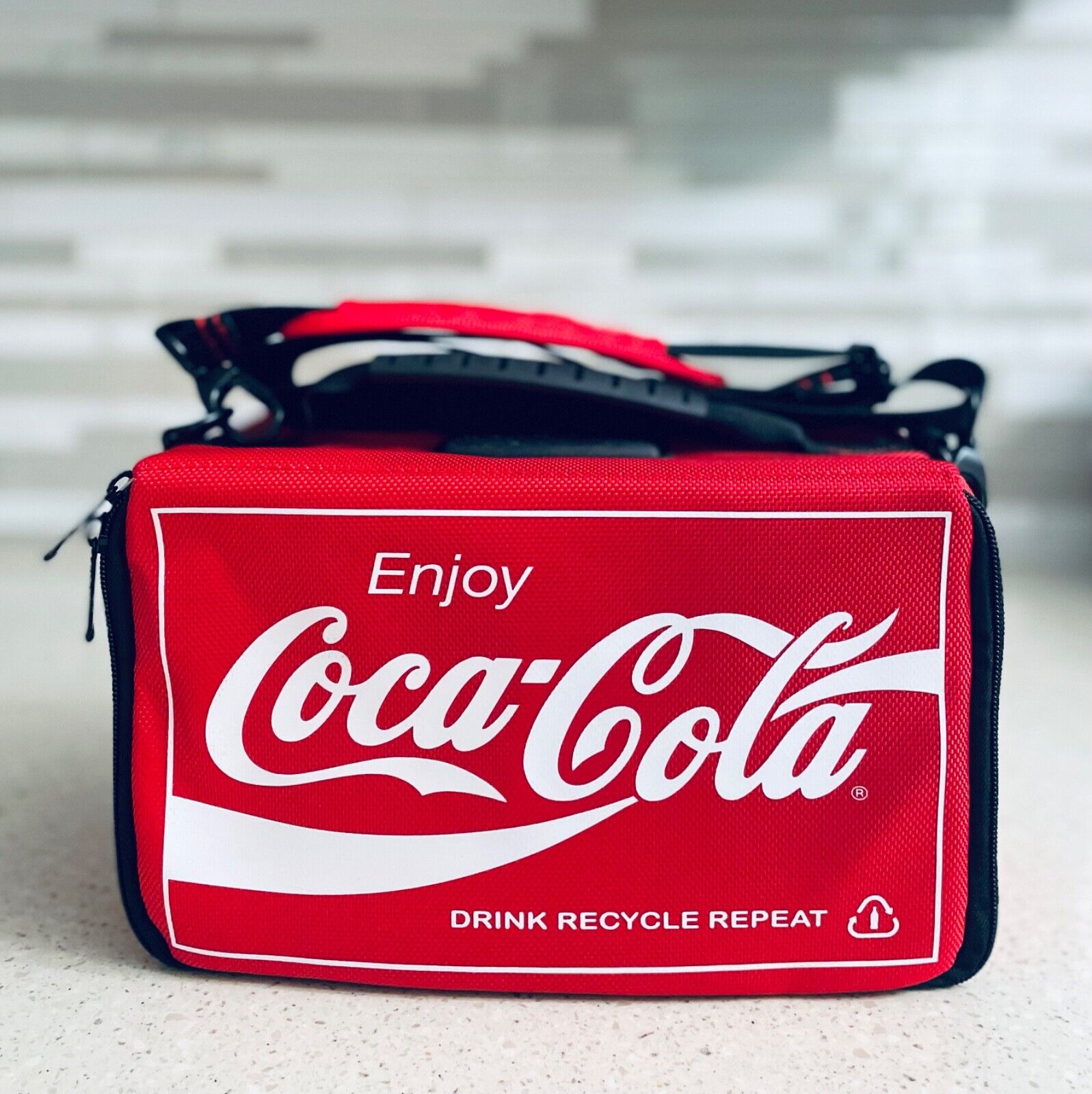 Vintage Coca-Cola Soda iCooler freezable Lunch Bag Medium Red with Strap