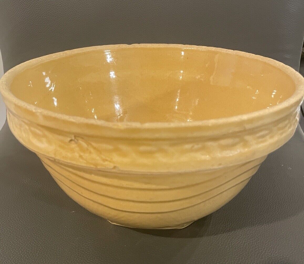 Antique Yellow Ware Large  Mixing Bowl 8 3/4” Great Condition