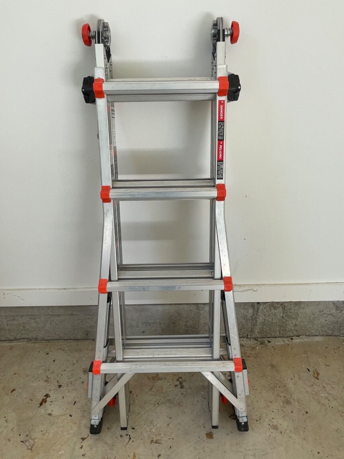 Little Giant Leveler Aluminum 18-ft Multi-Position Ladder 300 lbs Capacity