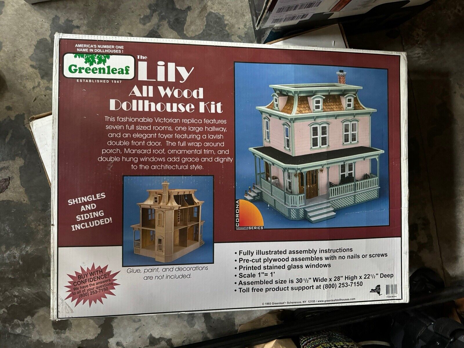 Greenleaf \'Lily\' All Wood Doll House New in The Box