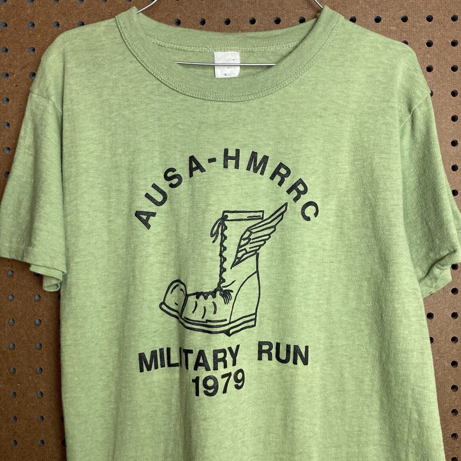 Vintage 70s Military Run T-shirt Size Medium 1970s 1979 Green Single Stitch