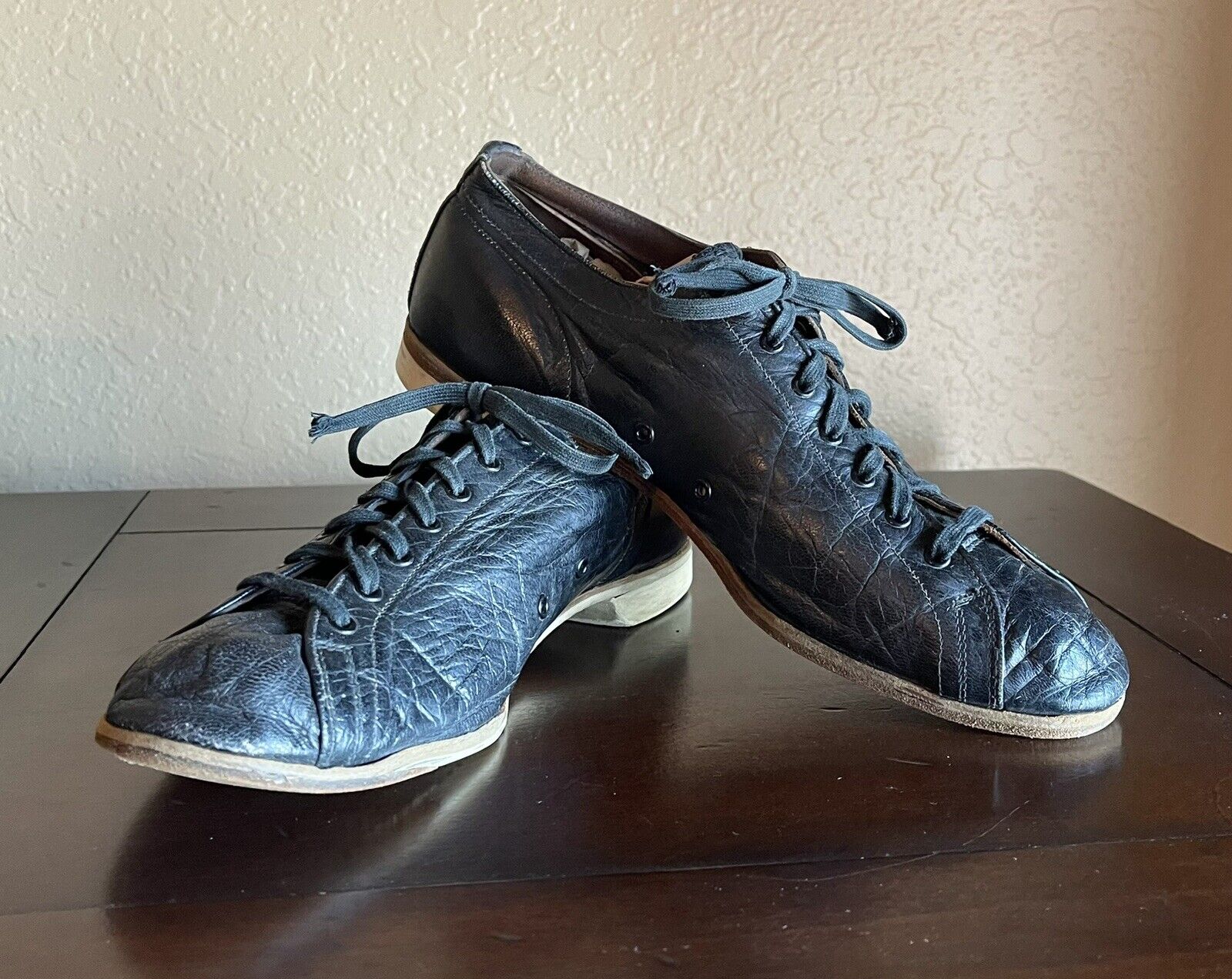 Nice Antique Vintage 1930’s-1940’s Black Leather Bowling Shoes
