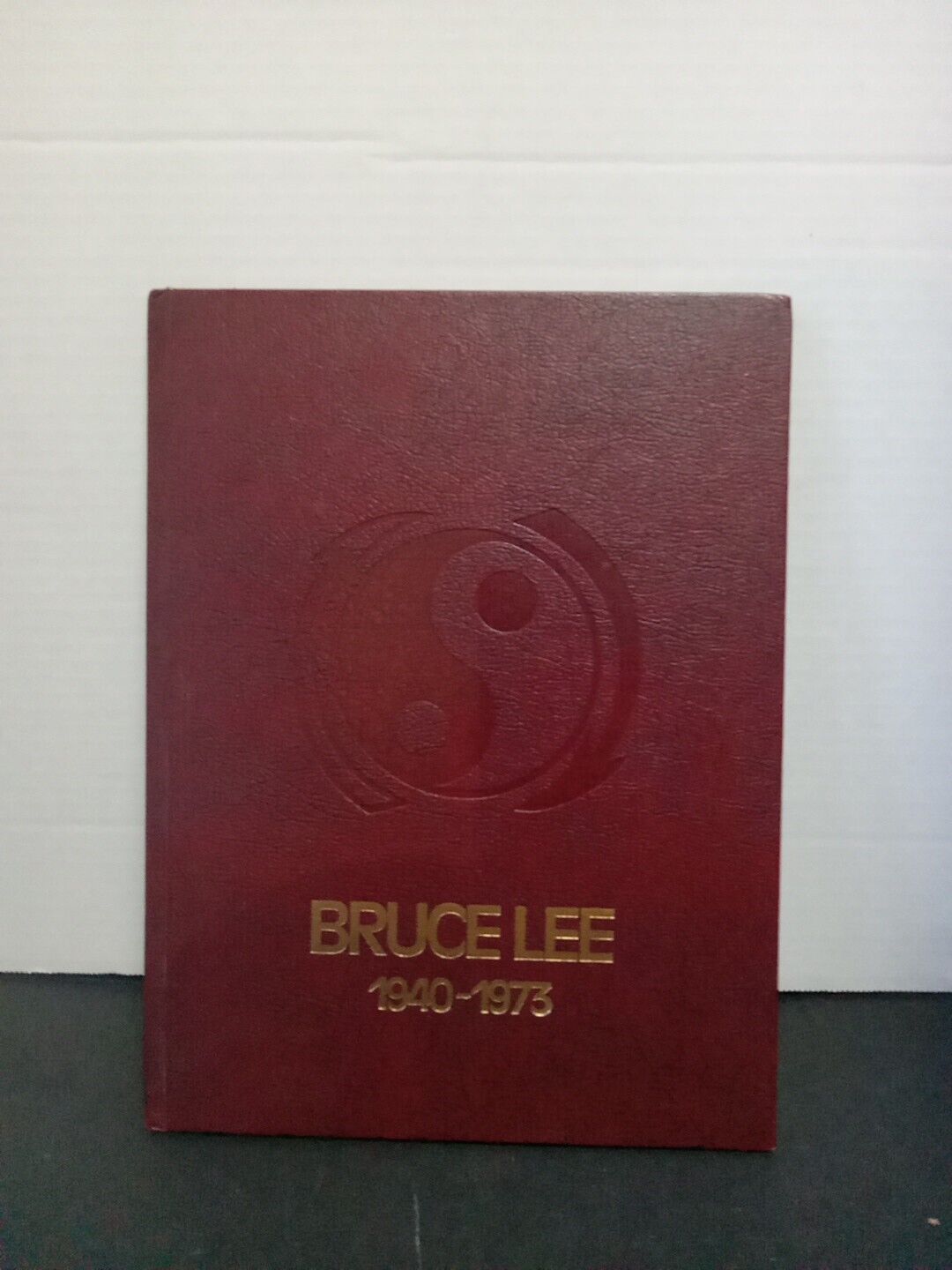 Vintage Bruce Lee 1940-1973 Memorial Book - By Linda Lee - 1974 Second Printing